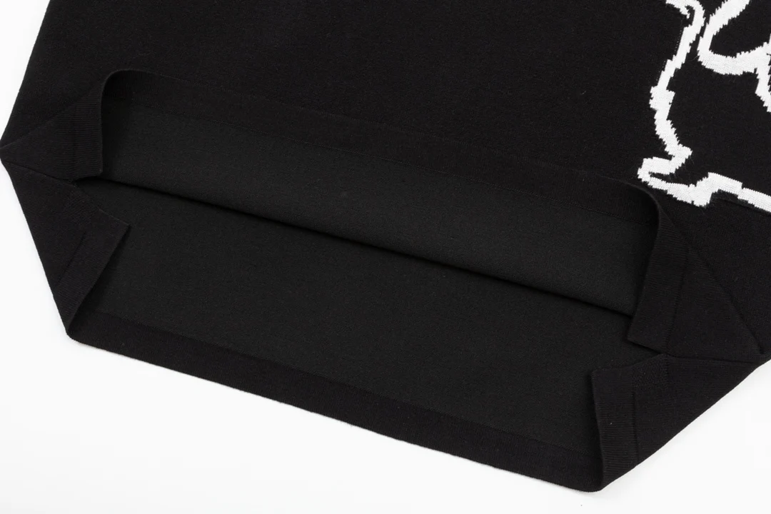 Knitted embroidered crew neck cotton T-shirt