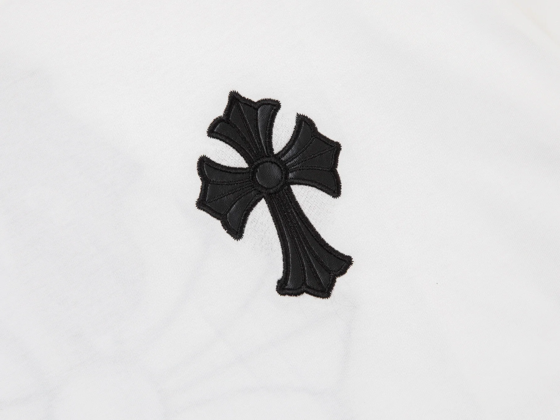 Double-sided embroidered T-shirt