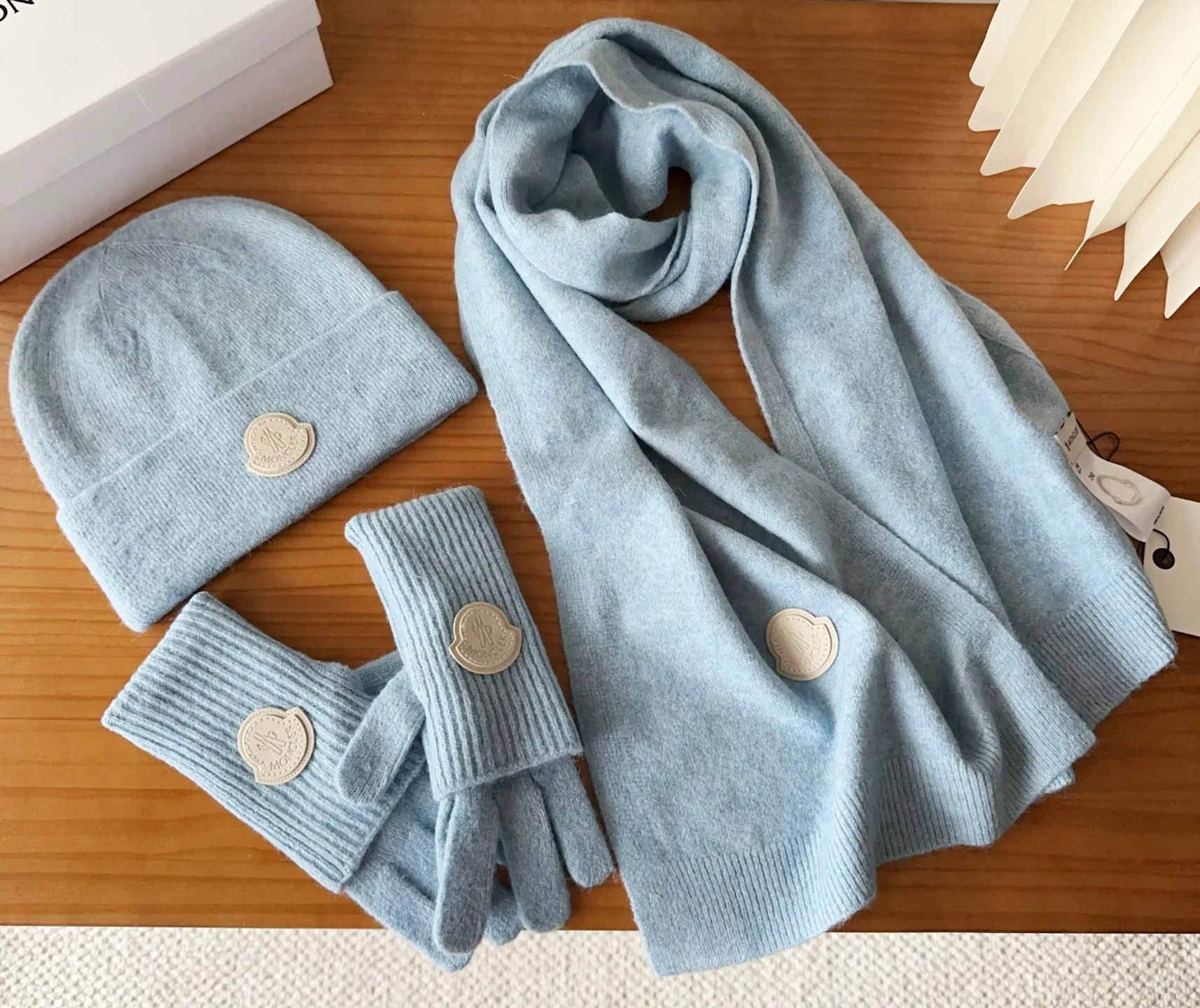 Leather label knitted scarf hat gloves set