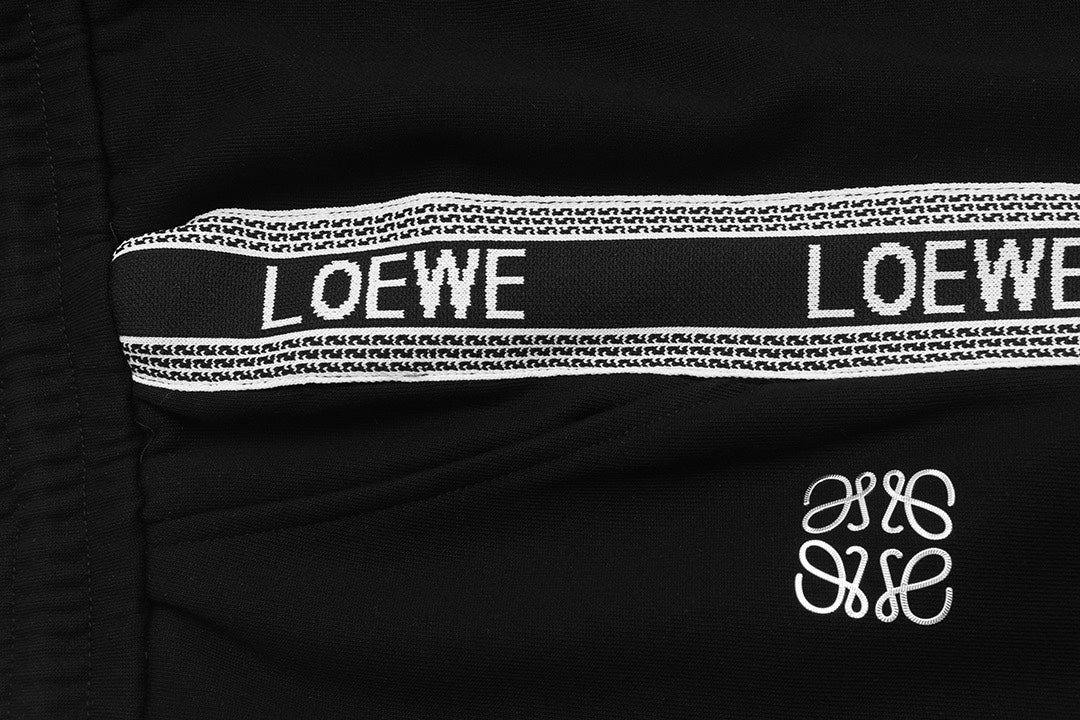 Embroidered cotton shorts