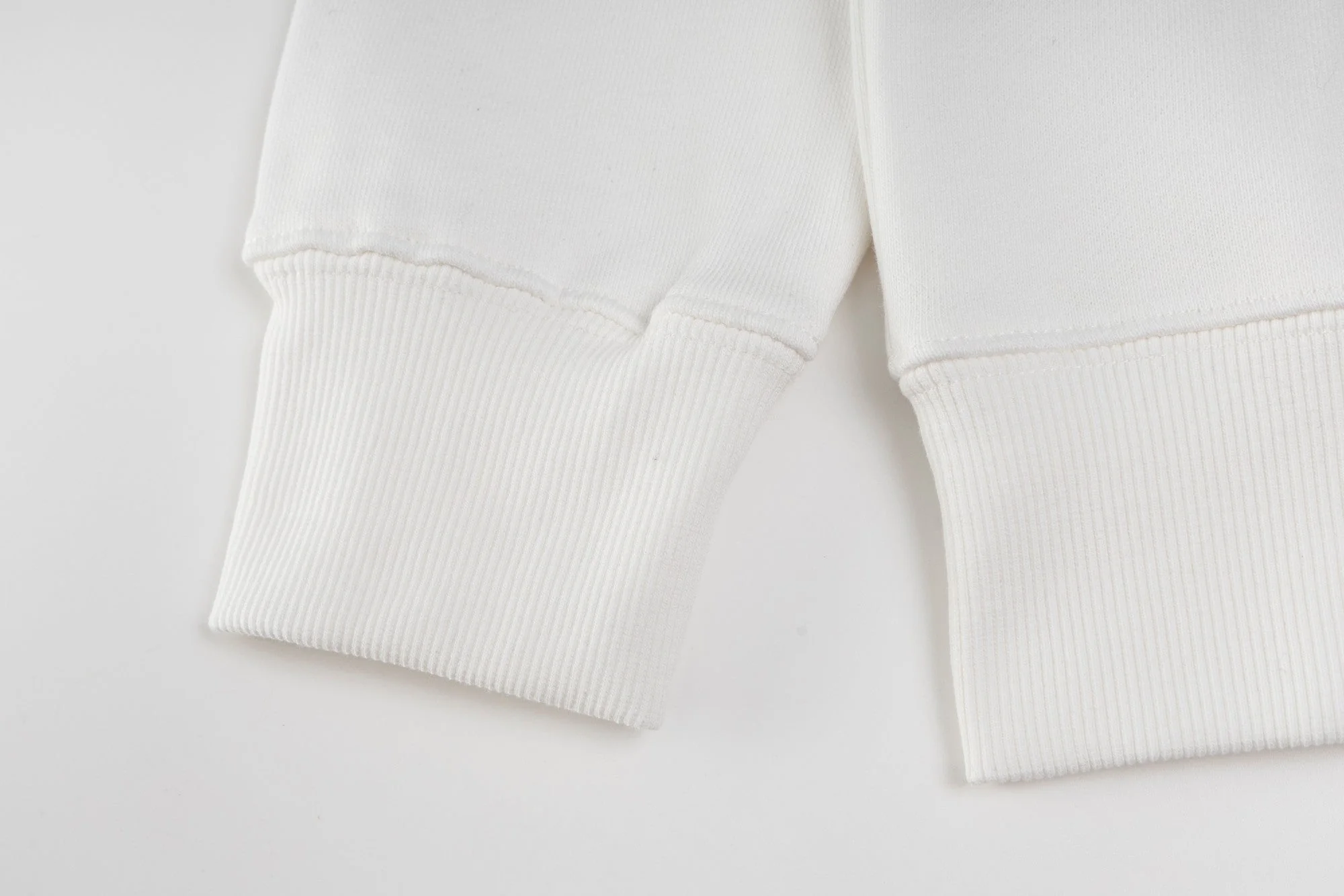 Double-sided embroidered round neck cotton sweatshirt