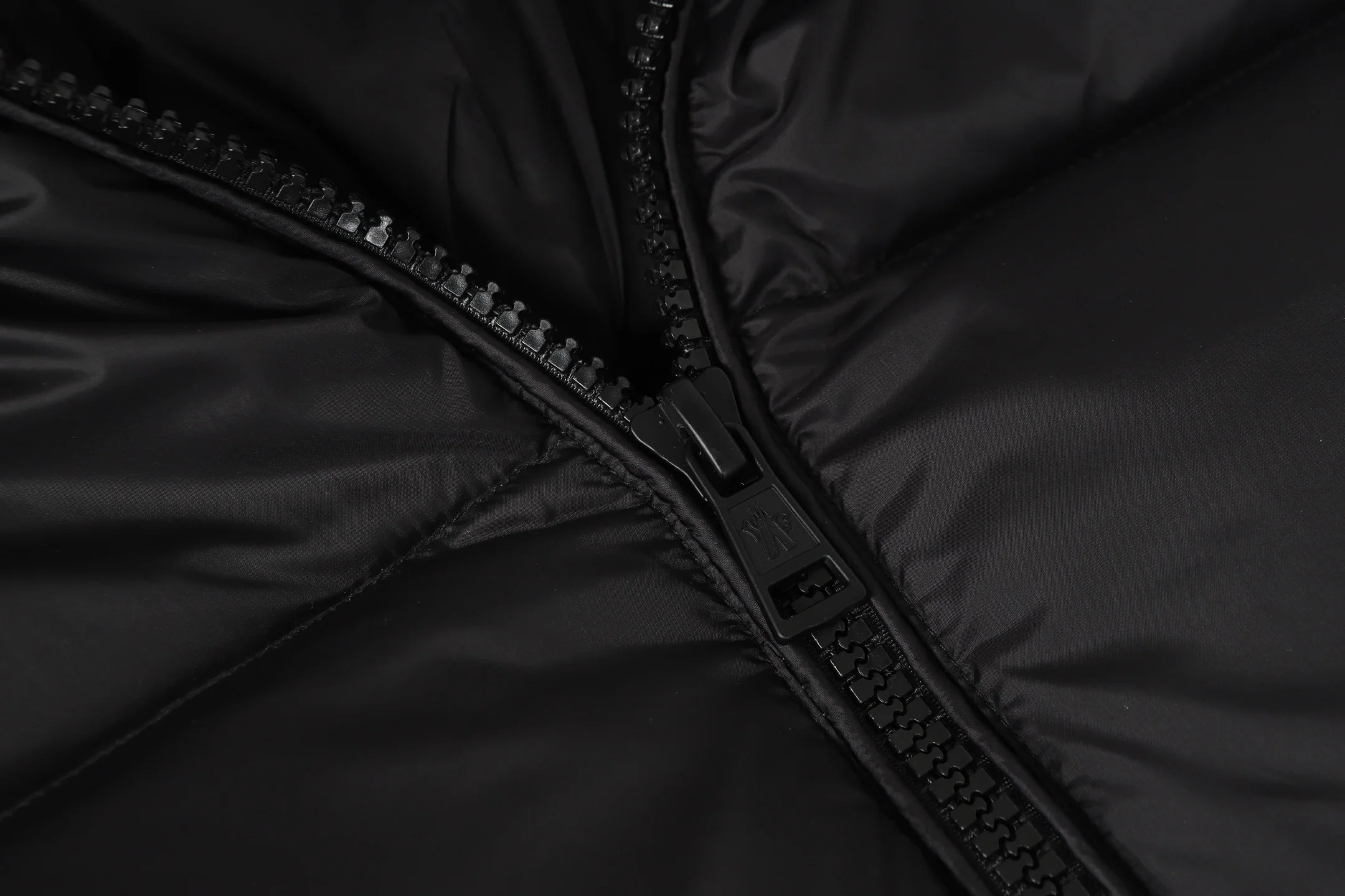 zipper stand collar down jacket