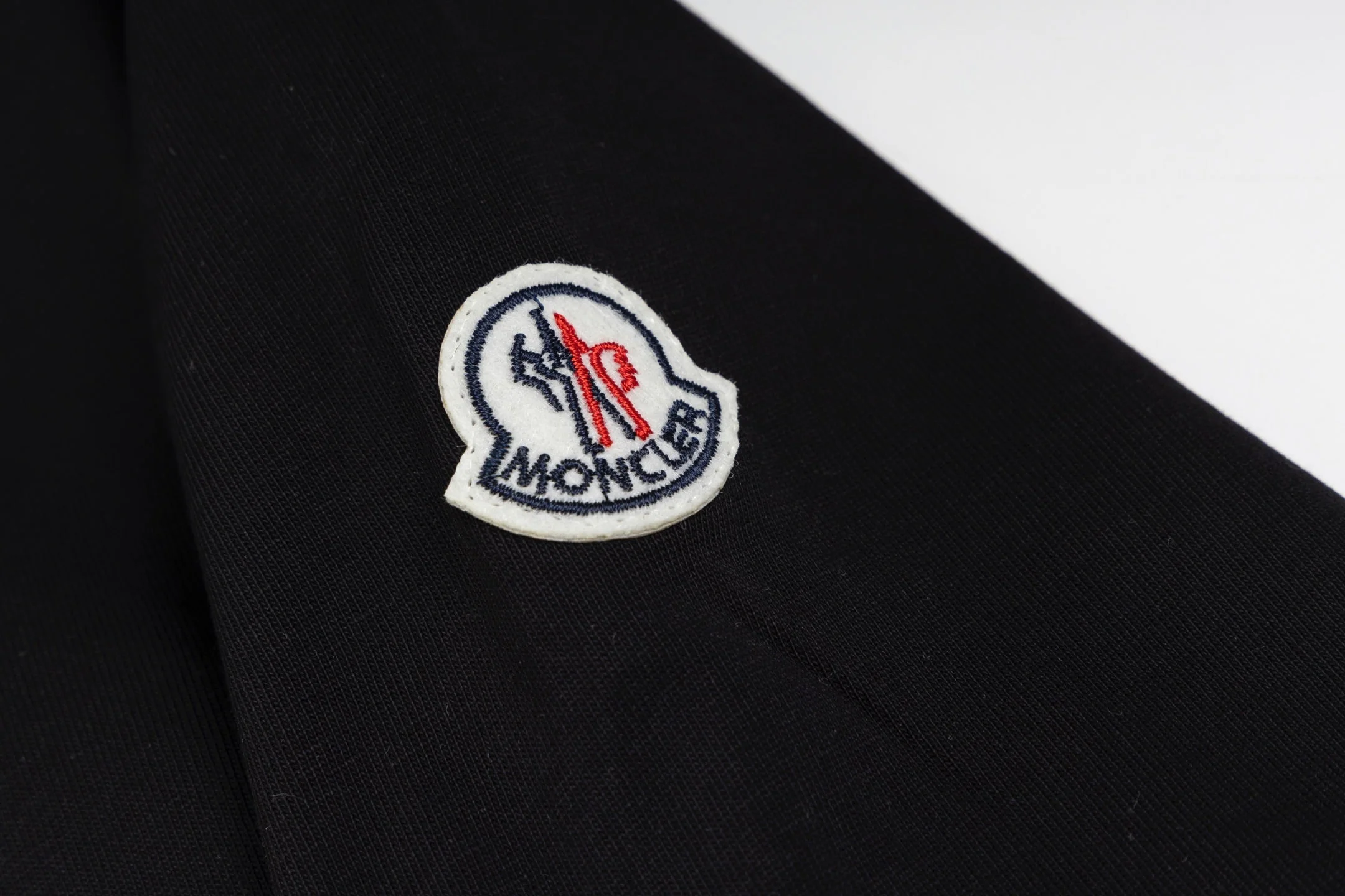 Fashion flocked cotton T-shirt