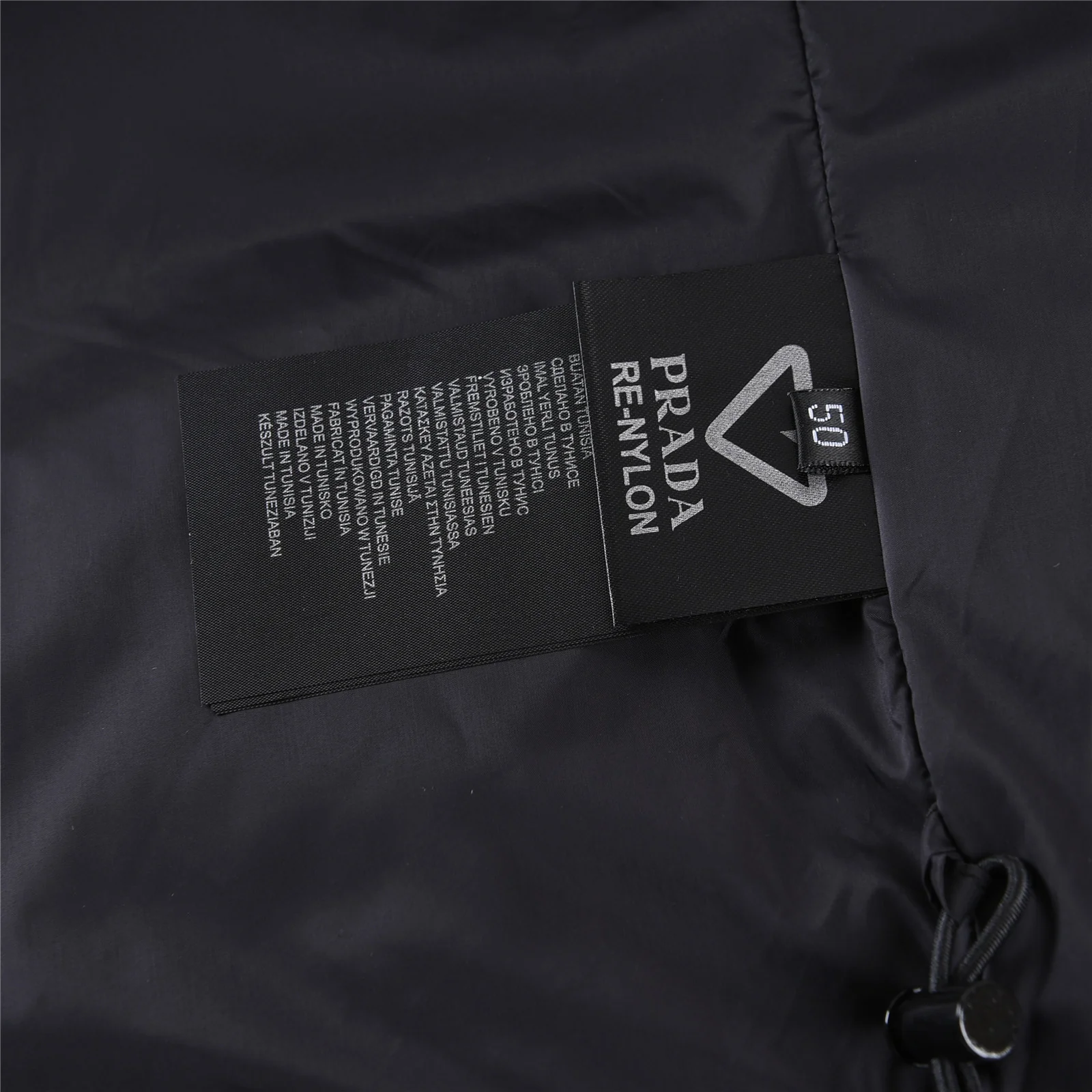 Stylish down hooded jacket