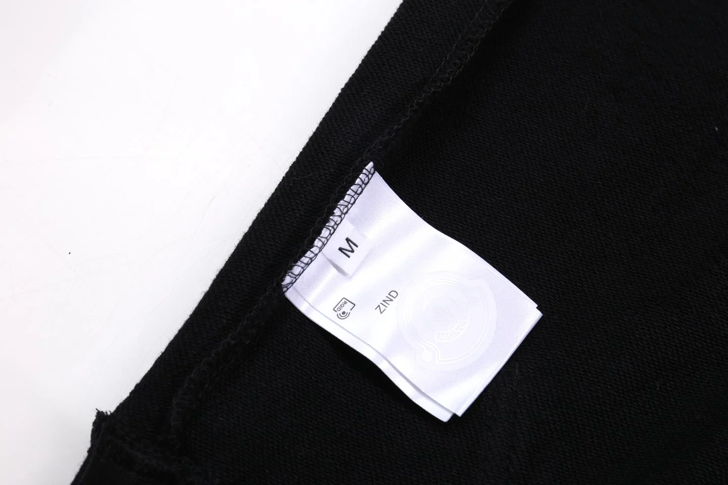 Embroidered cotton hooded sweatshirt