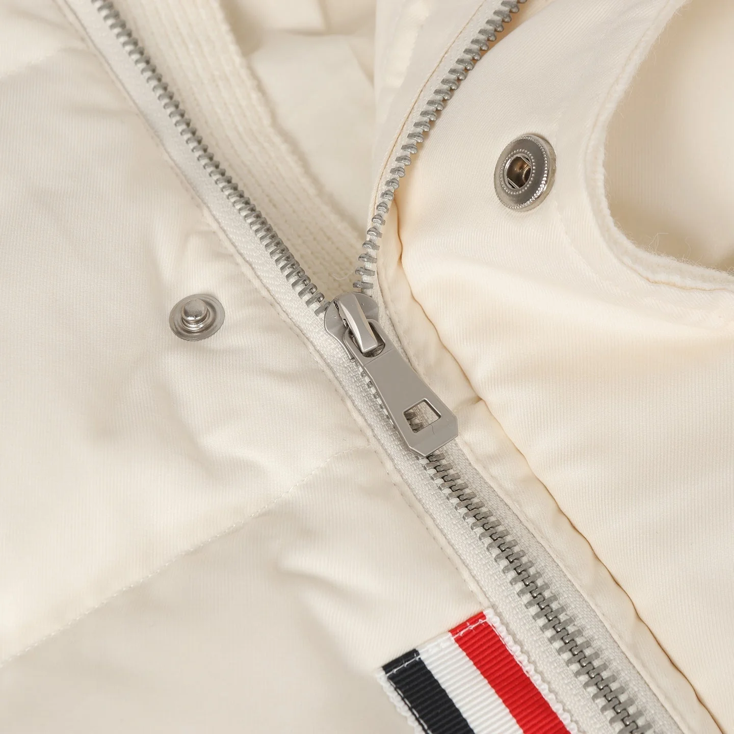 Knitted stand collar down jacket