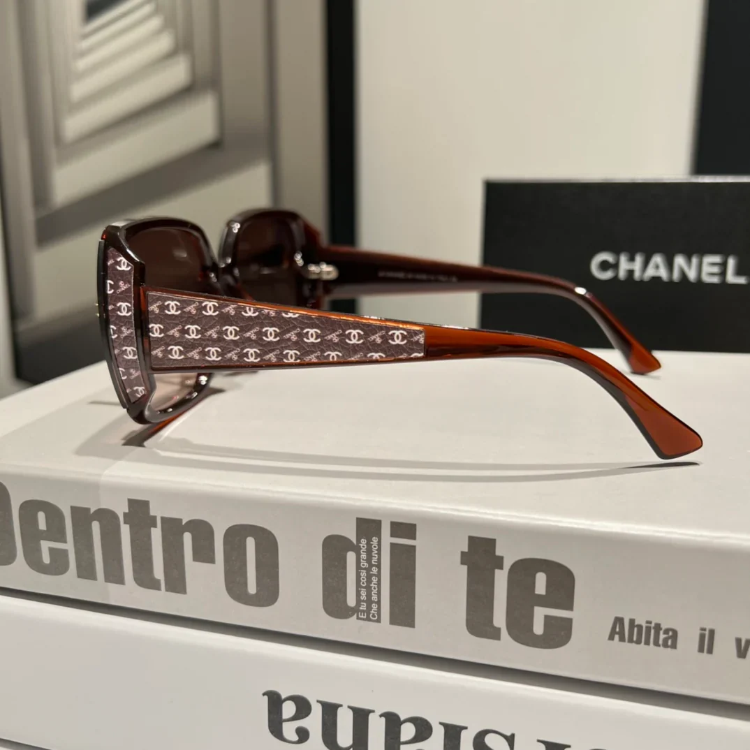 7 colors of fashionable and popular sunglasses 8434