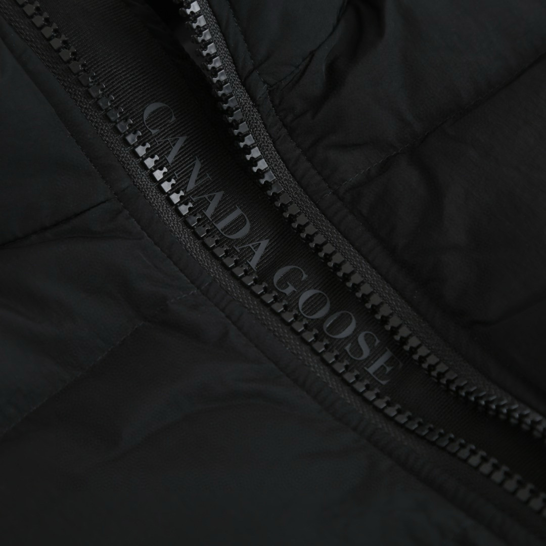 High-necked down vest