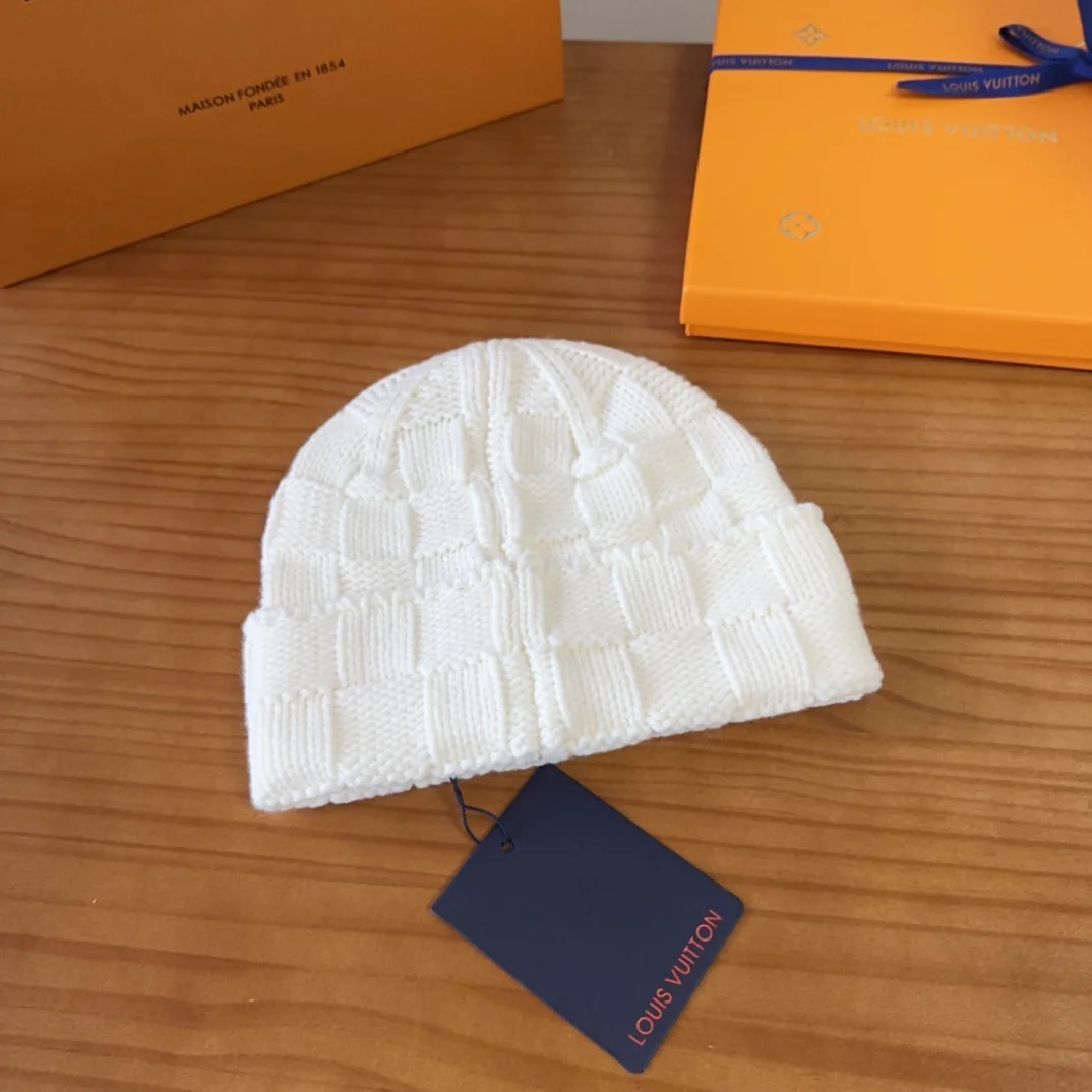 Plaid woven lettering knitted hat