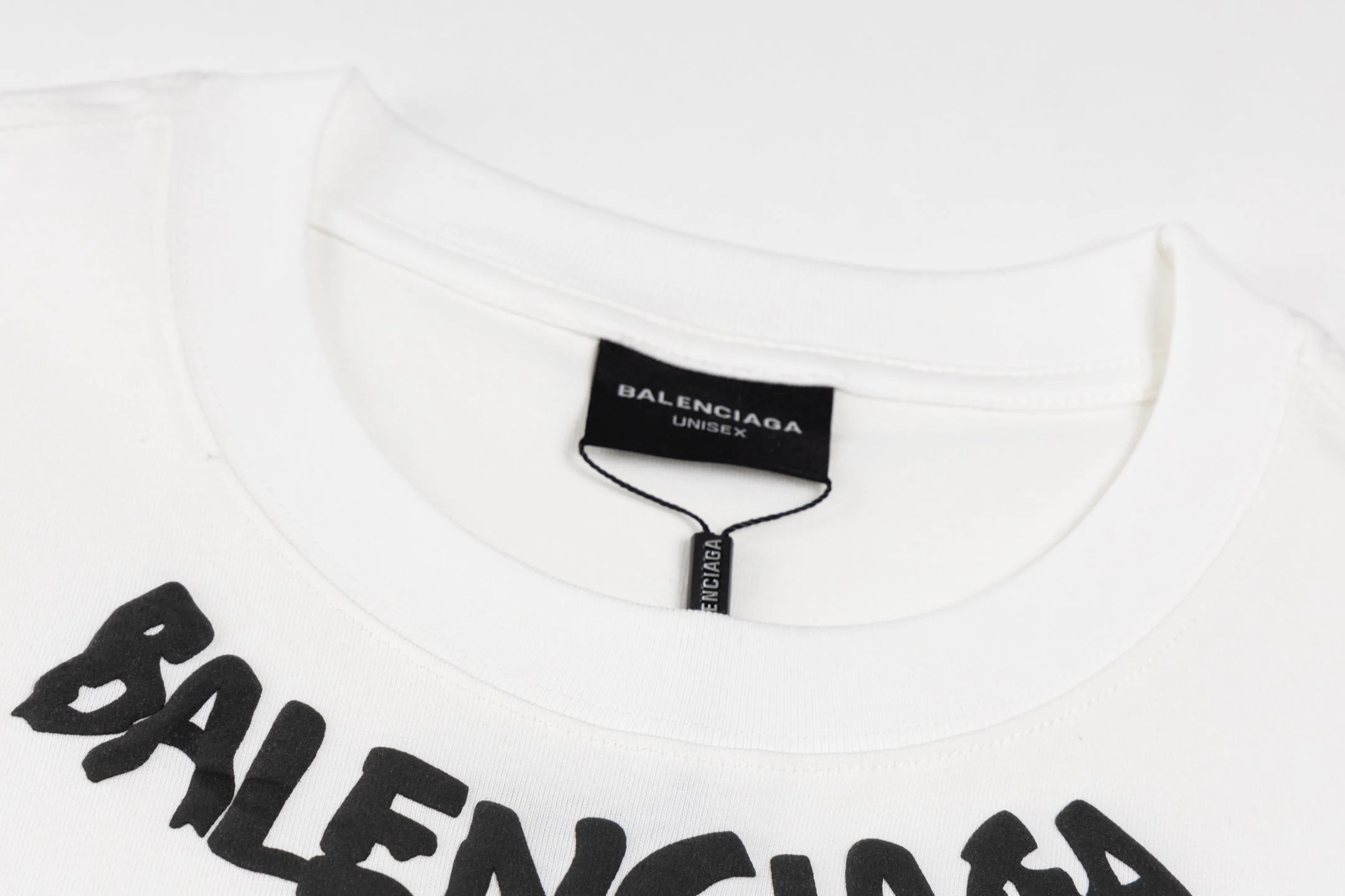 Foamed round neck printed cotton T-shirt