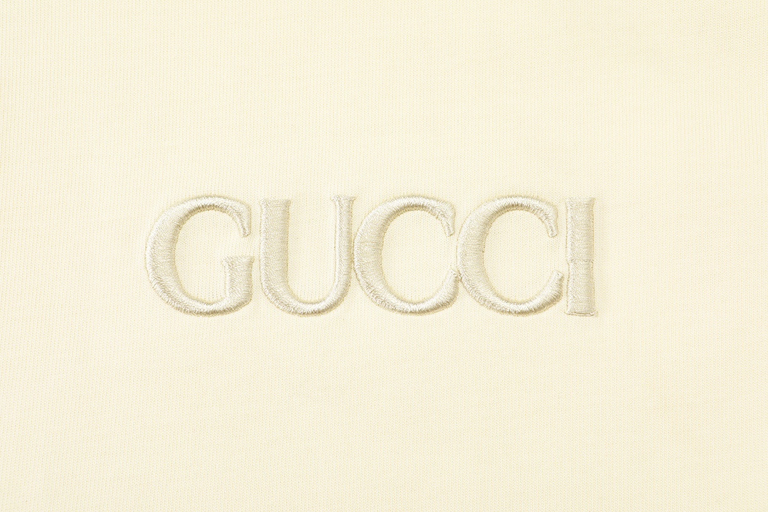 Red green ribbon embroidered T-shirt