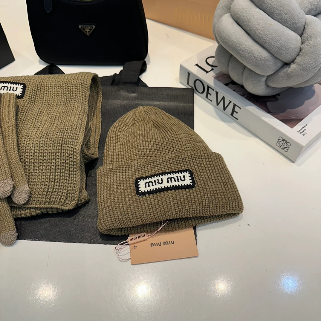 Embroidered knitted scarf hat gloves set