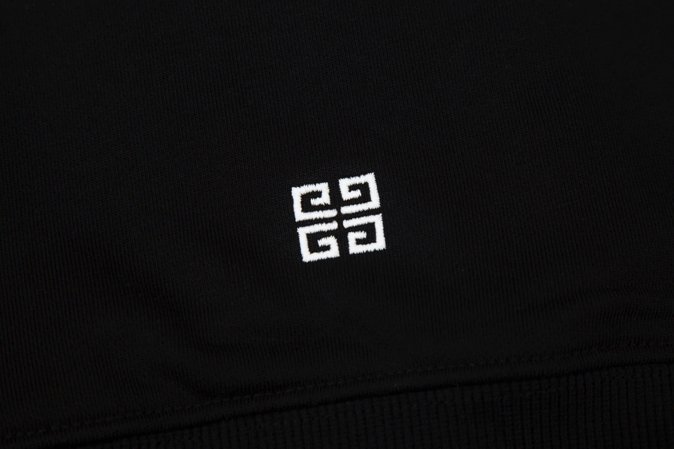 Embroidered cotton hooded sweatshirt