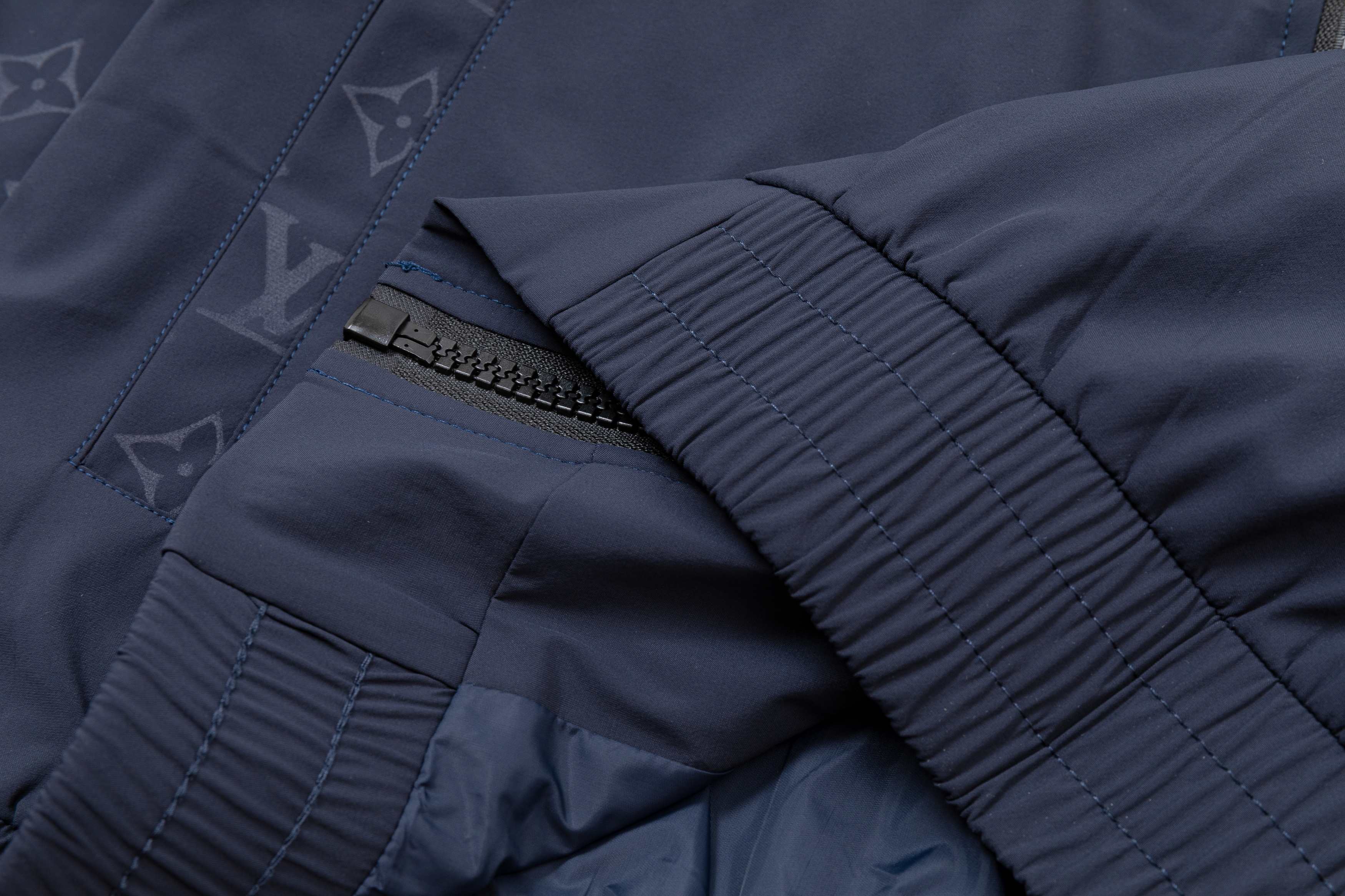 Nylon printed jacket