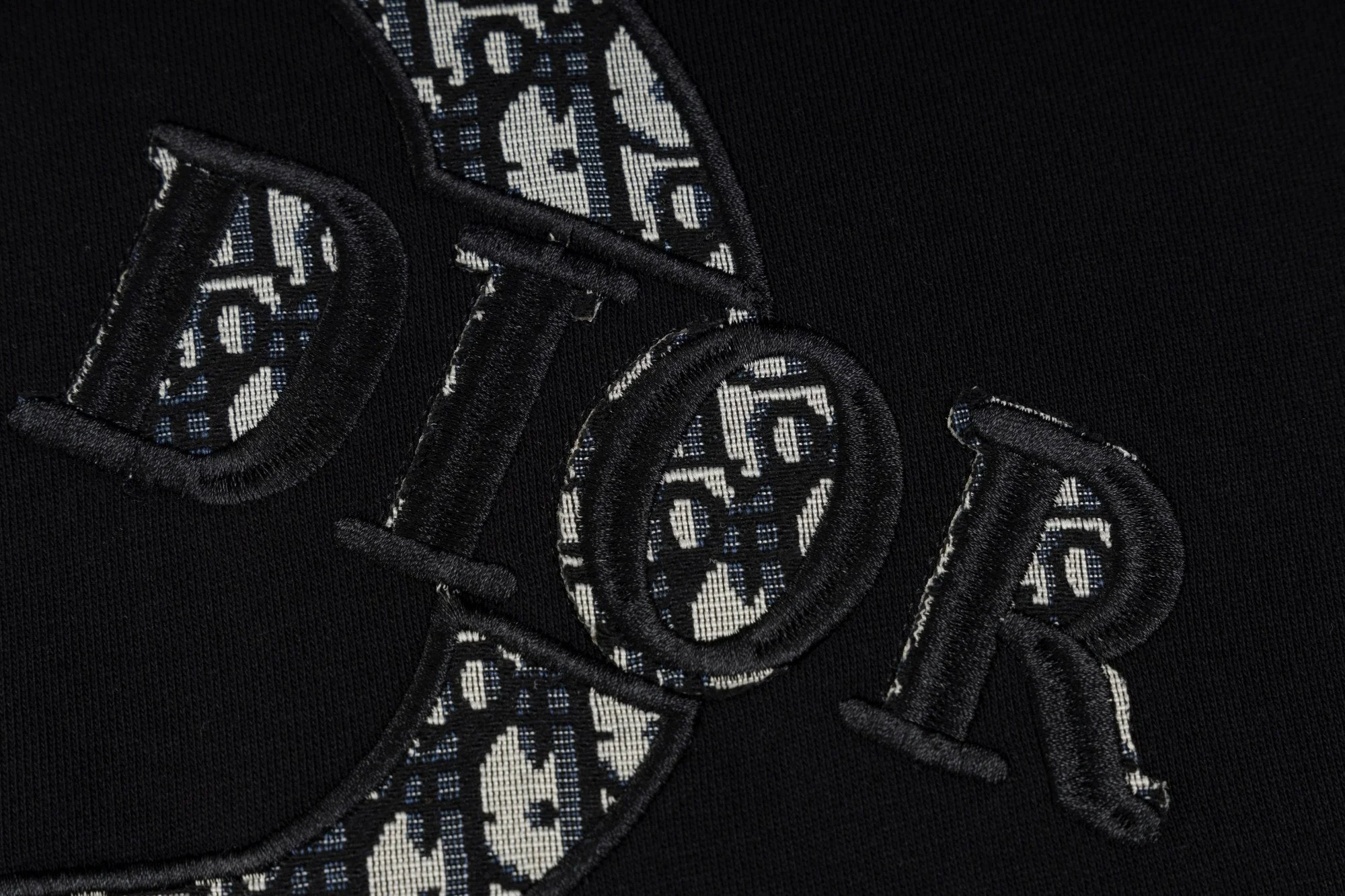 Embroidered cotton sweatshirt