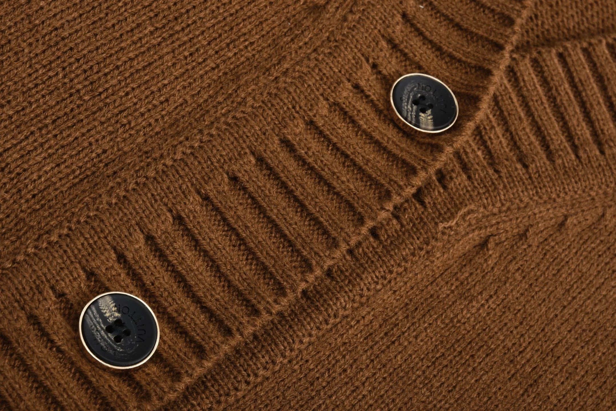 Knitted cashmere cardigan