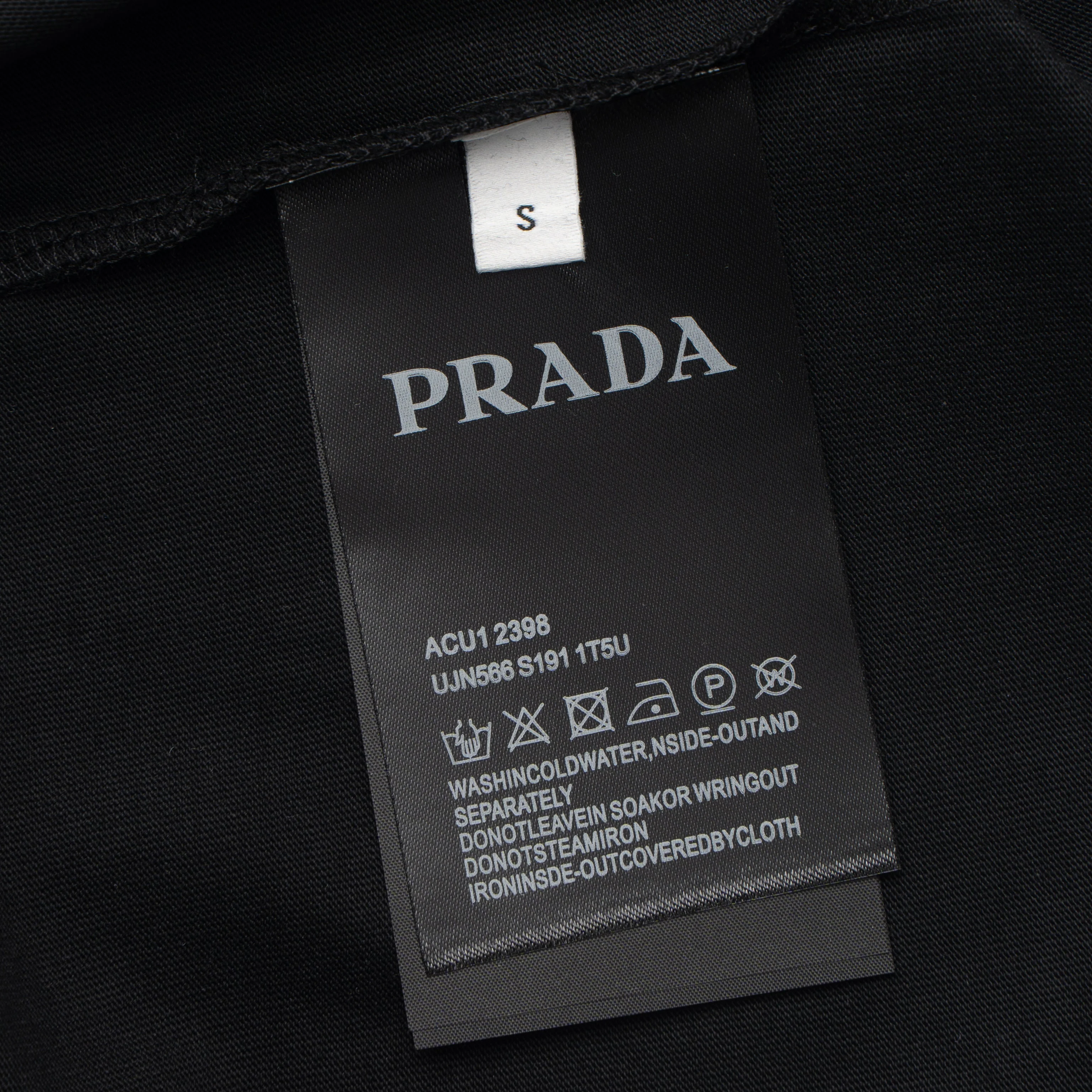 Printed T-Shirt: High-End Fashion Statement-1200