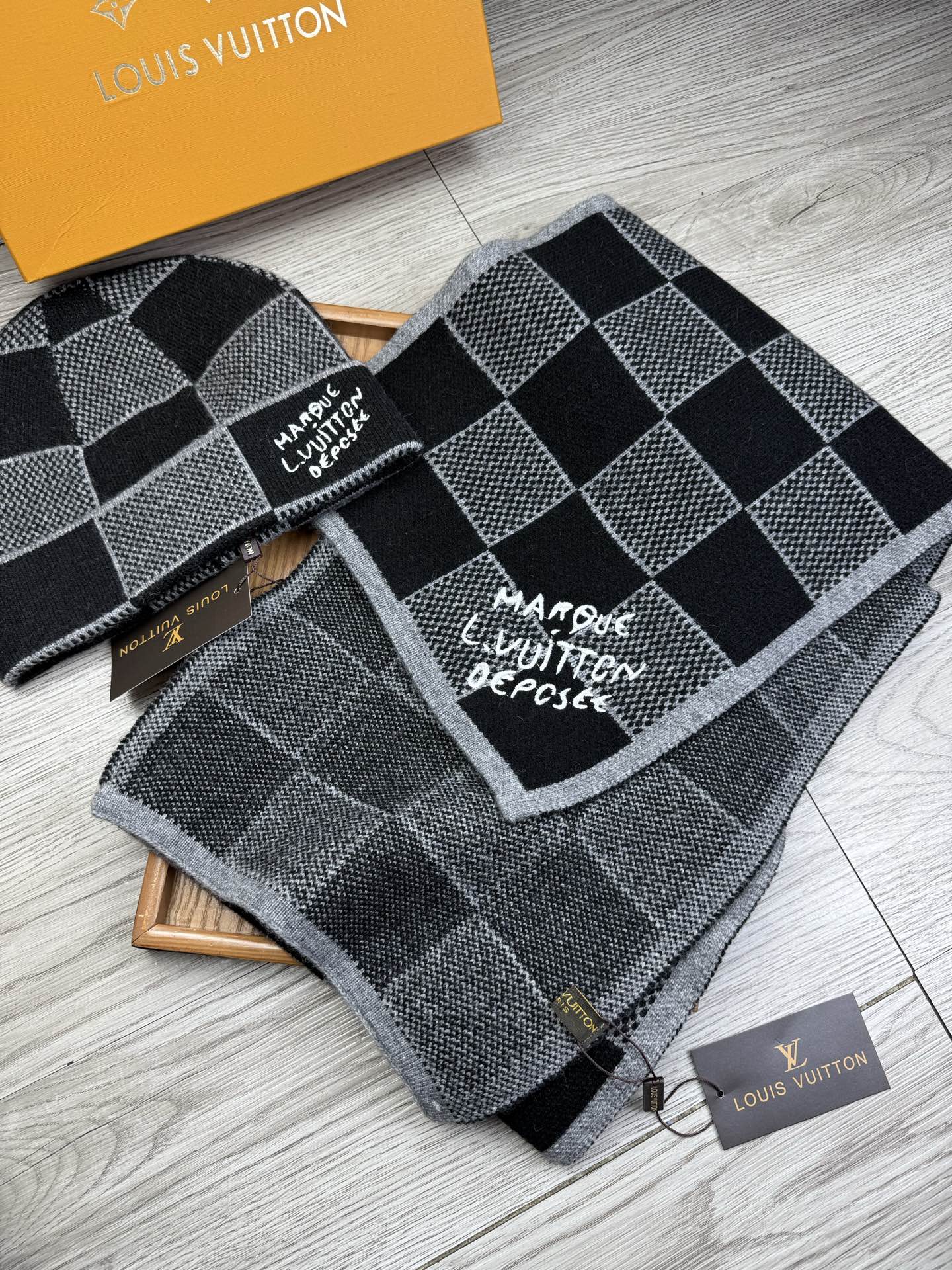 Checkerboard scarf and hat set