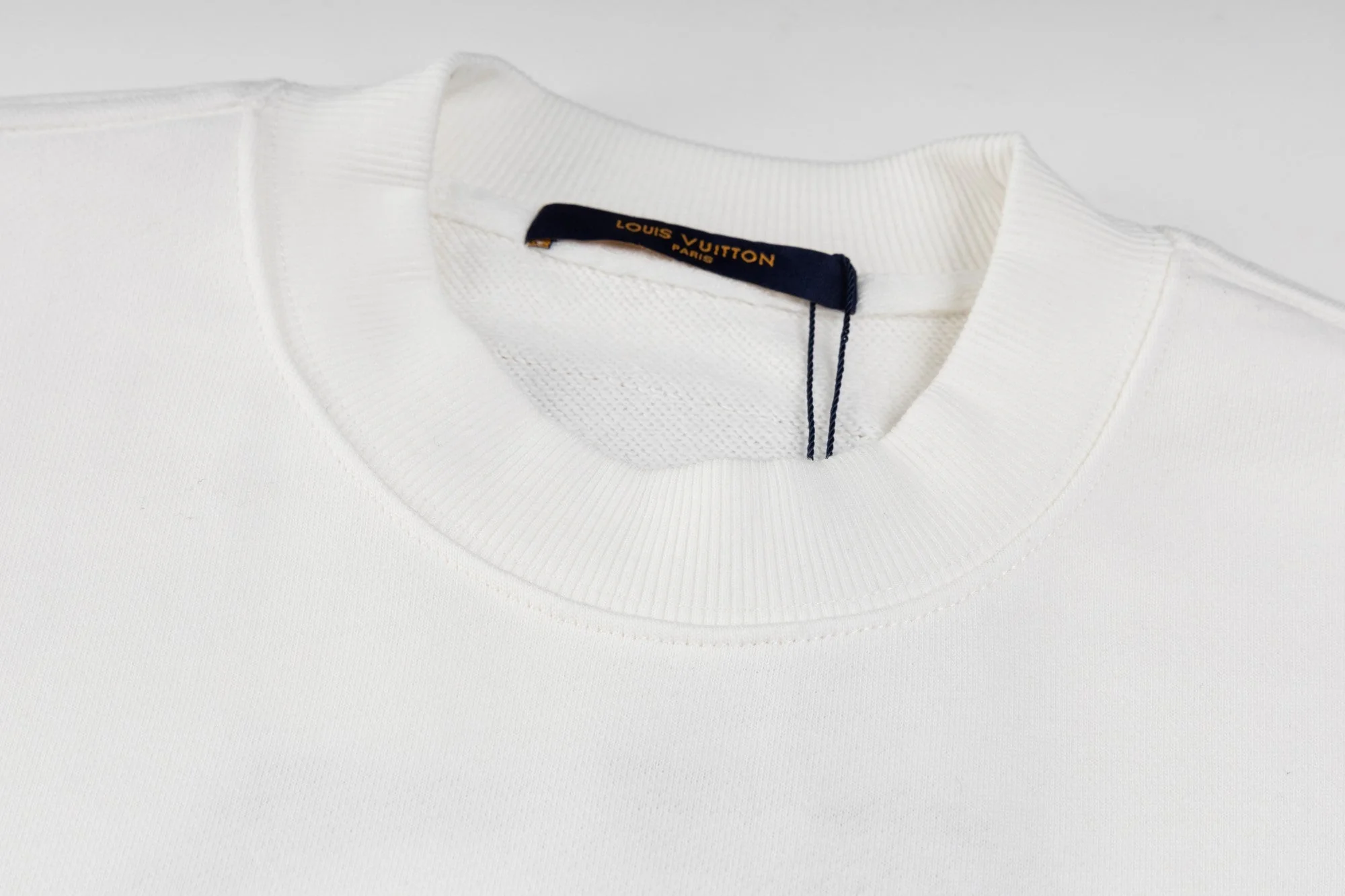 Double-sided embroidered round neck cotton sweatshirt