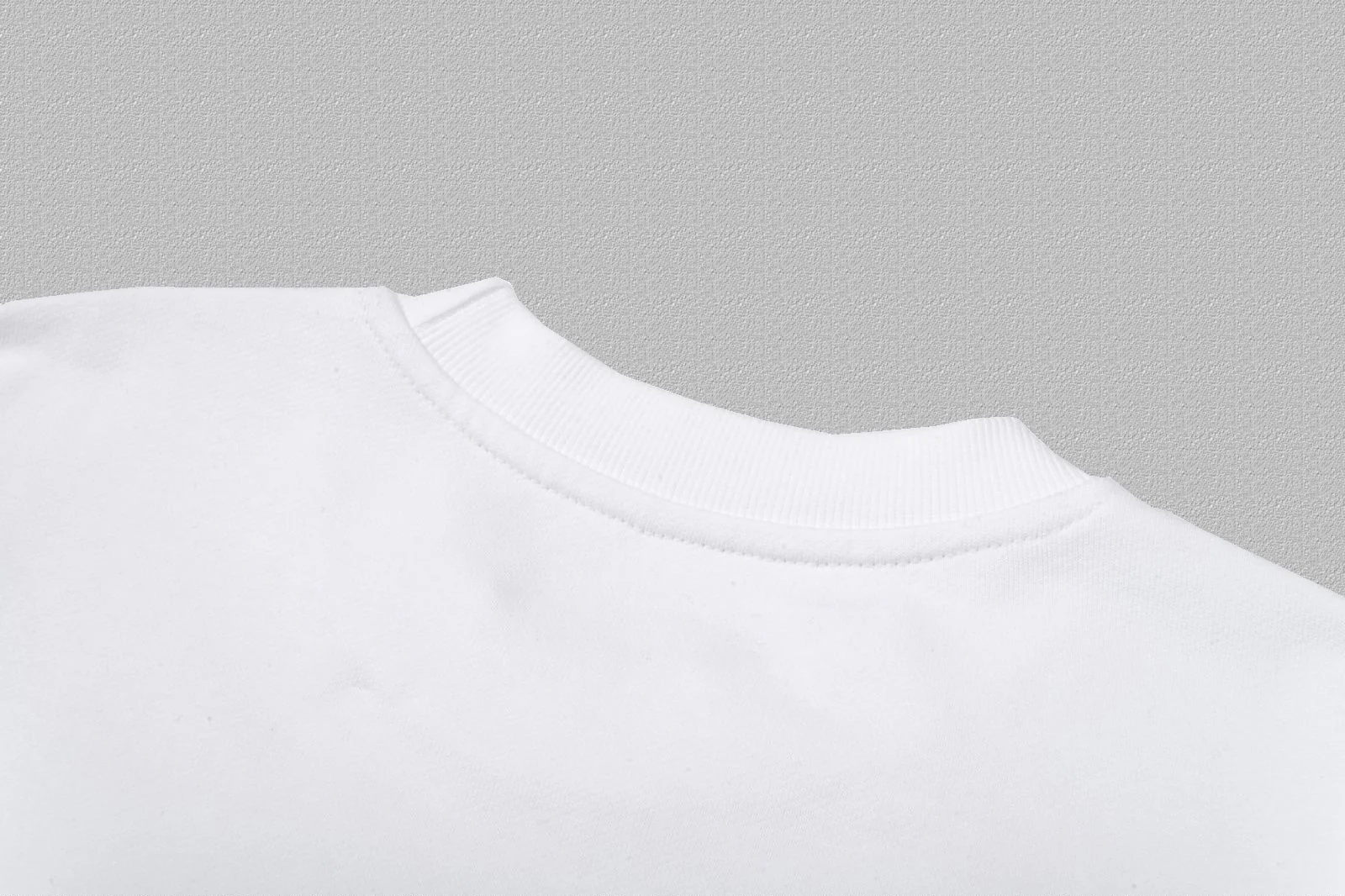 Solid color crew neck sweatshirt