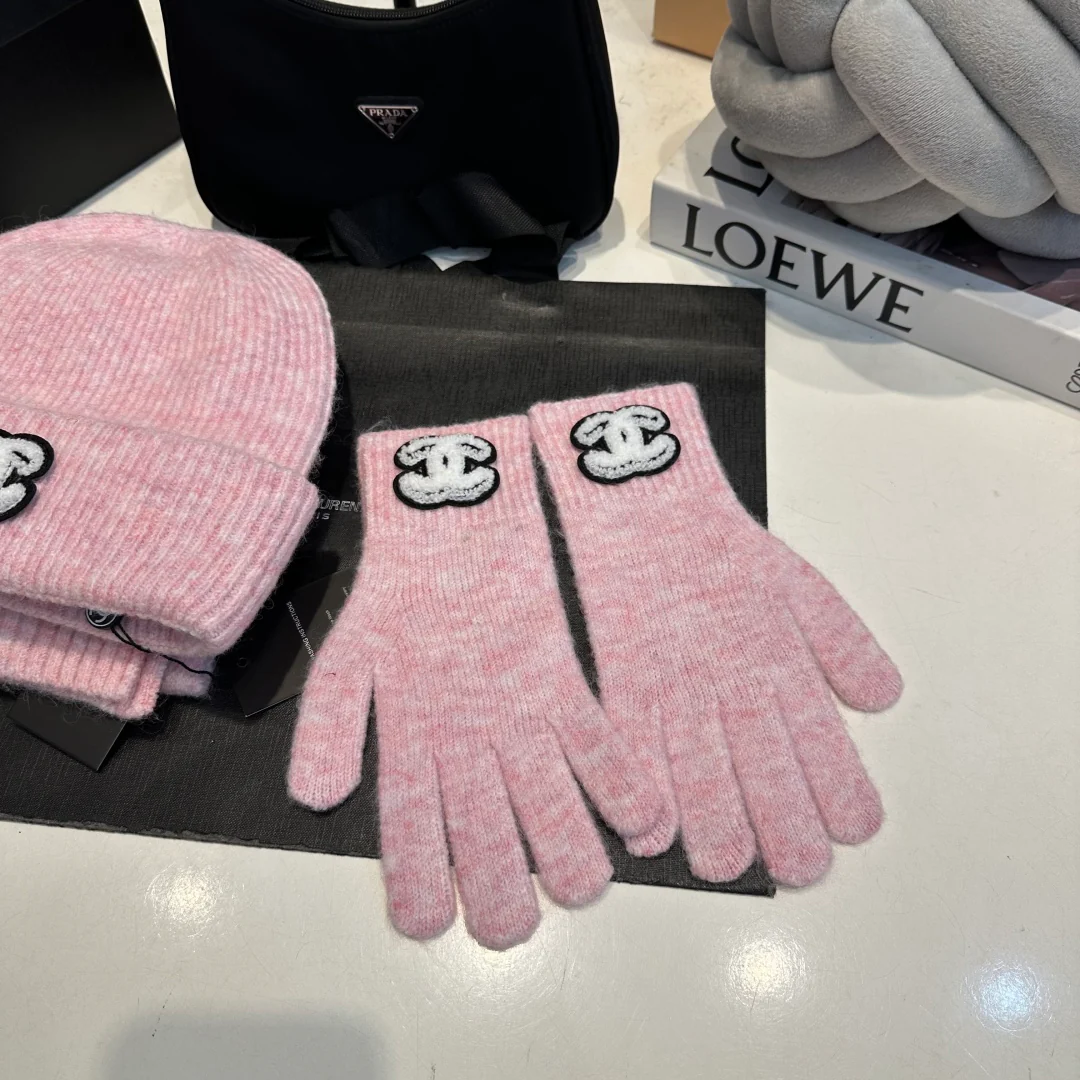 Embroidered knitted scarf hat gloves set