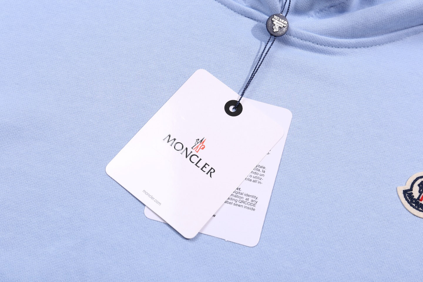 Embroidered cotton hooded sweatshirt