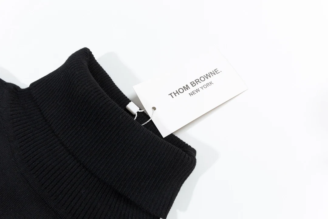 Turtleneck cashmere sweater