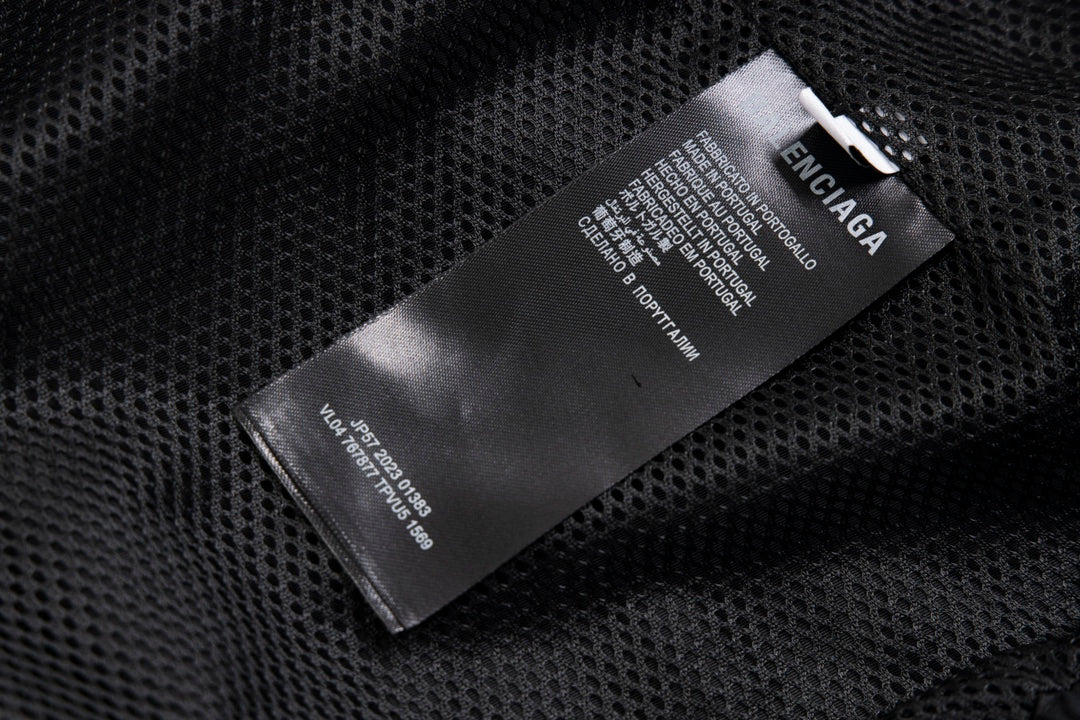 Waterproof nylon jacket