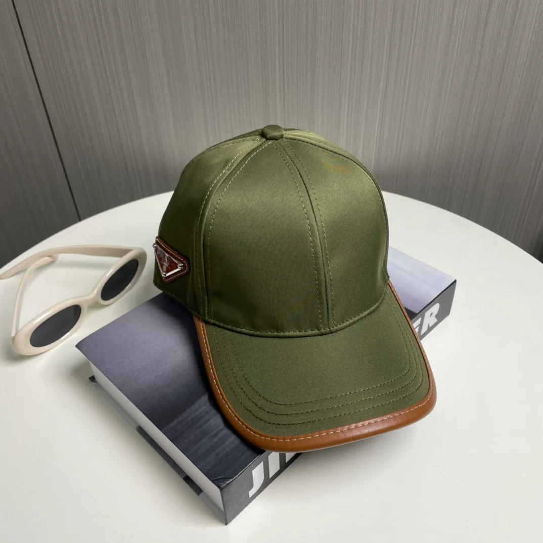 Color-block baseball cap