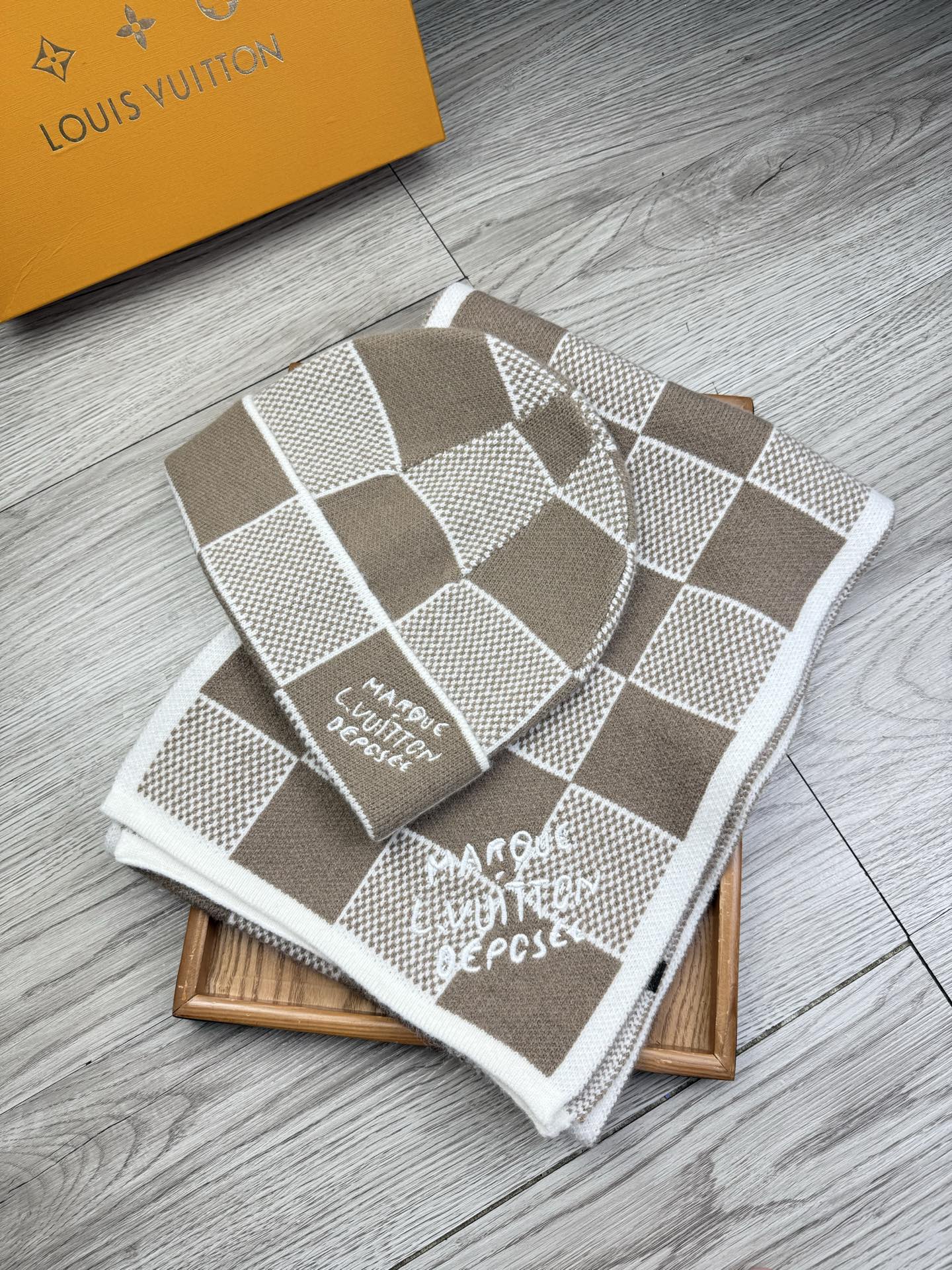 Checkerboard scarf and hat set