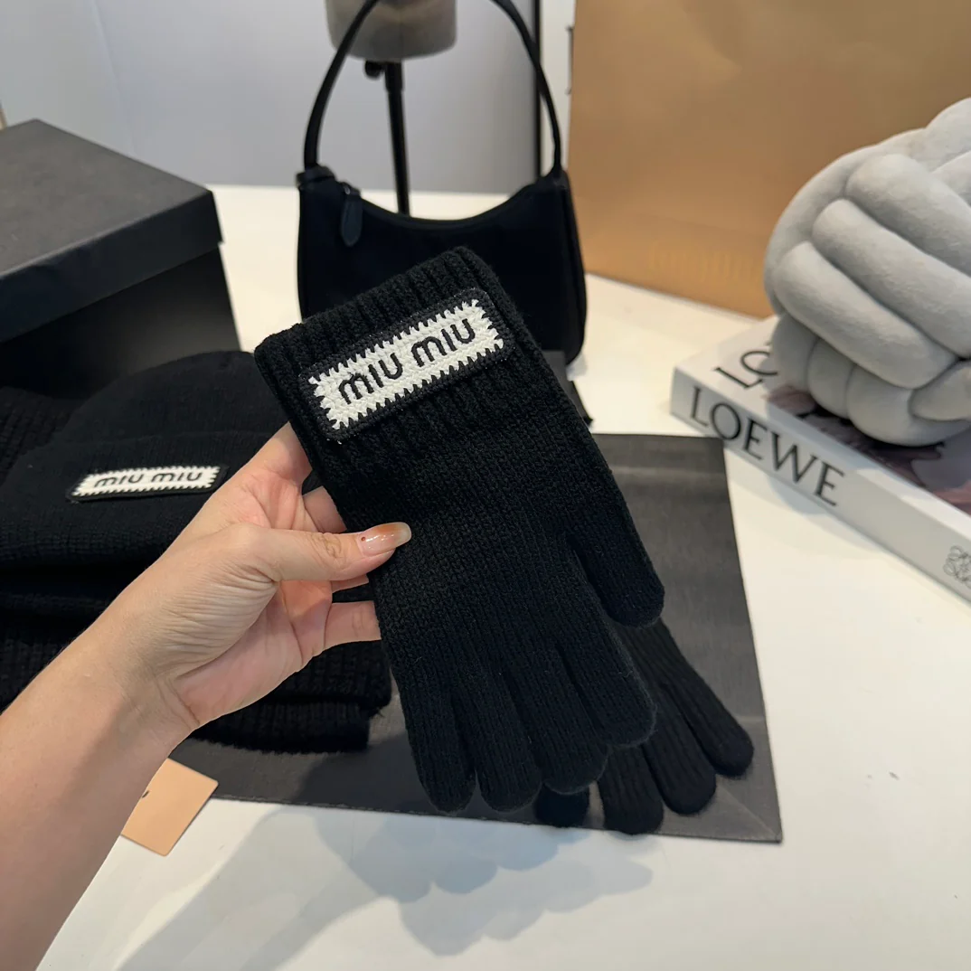 Embroidered knitted scarf hat gloves set