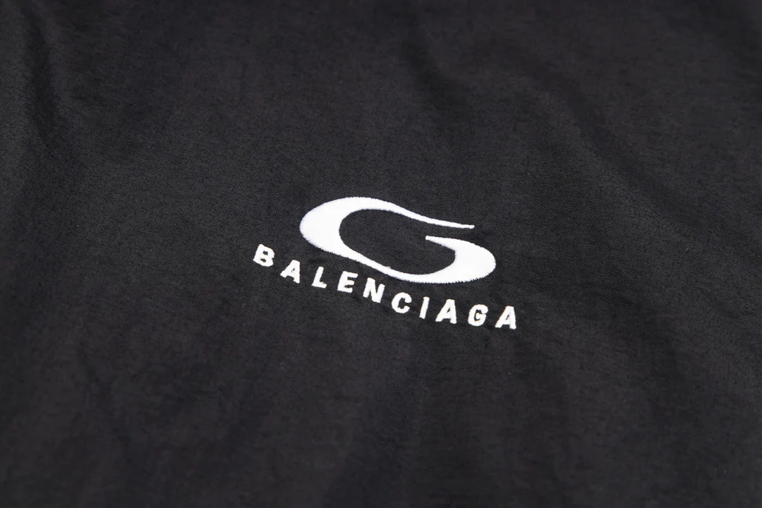 Waterproof nylon jacket