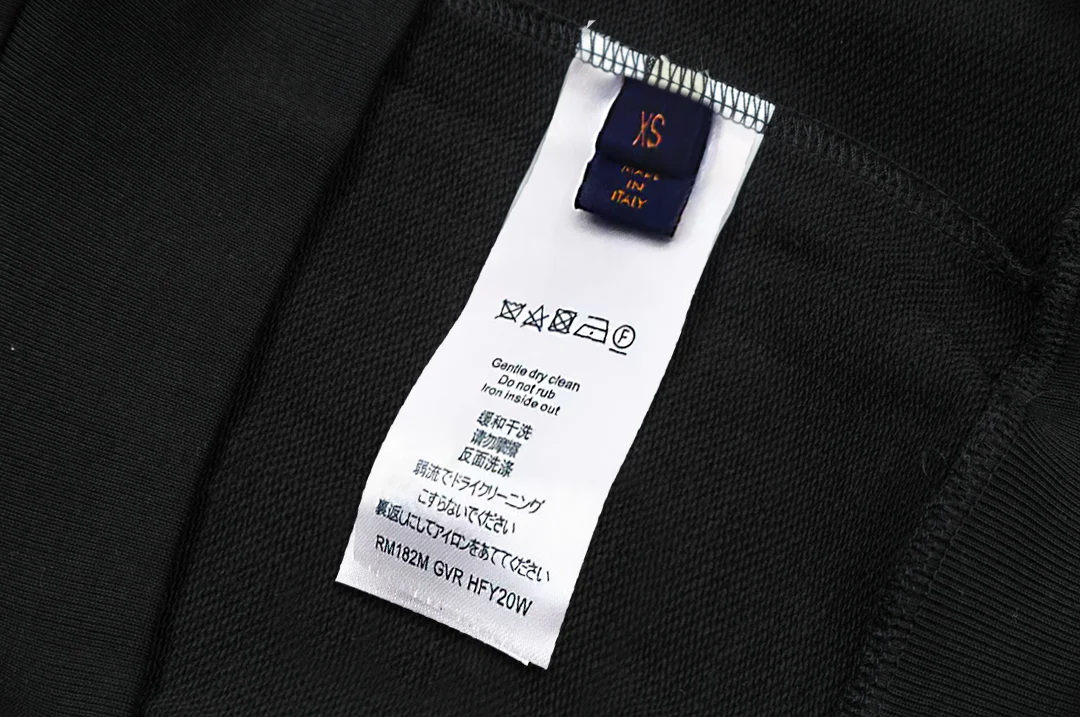 Graffiti lettering hooded sweatshirt