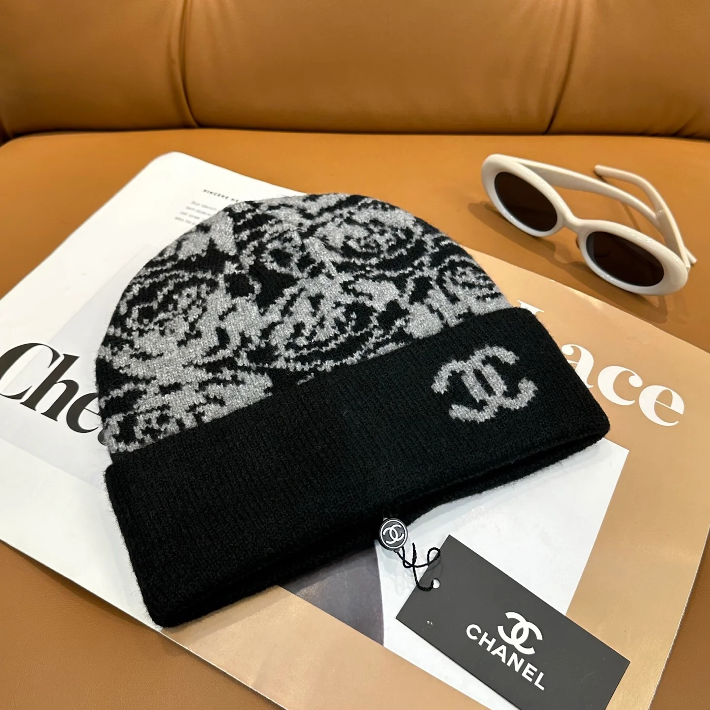 Camellia jacquard cashmere knitted  beanie