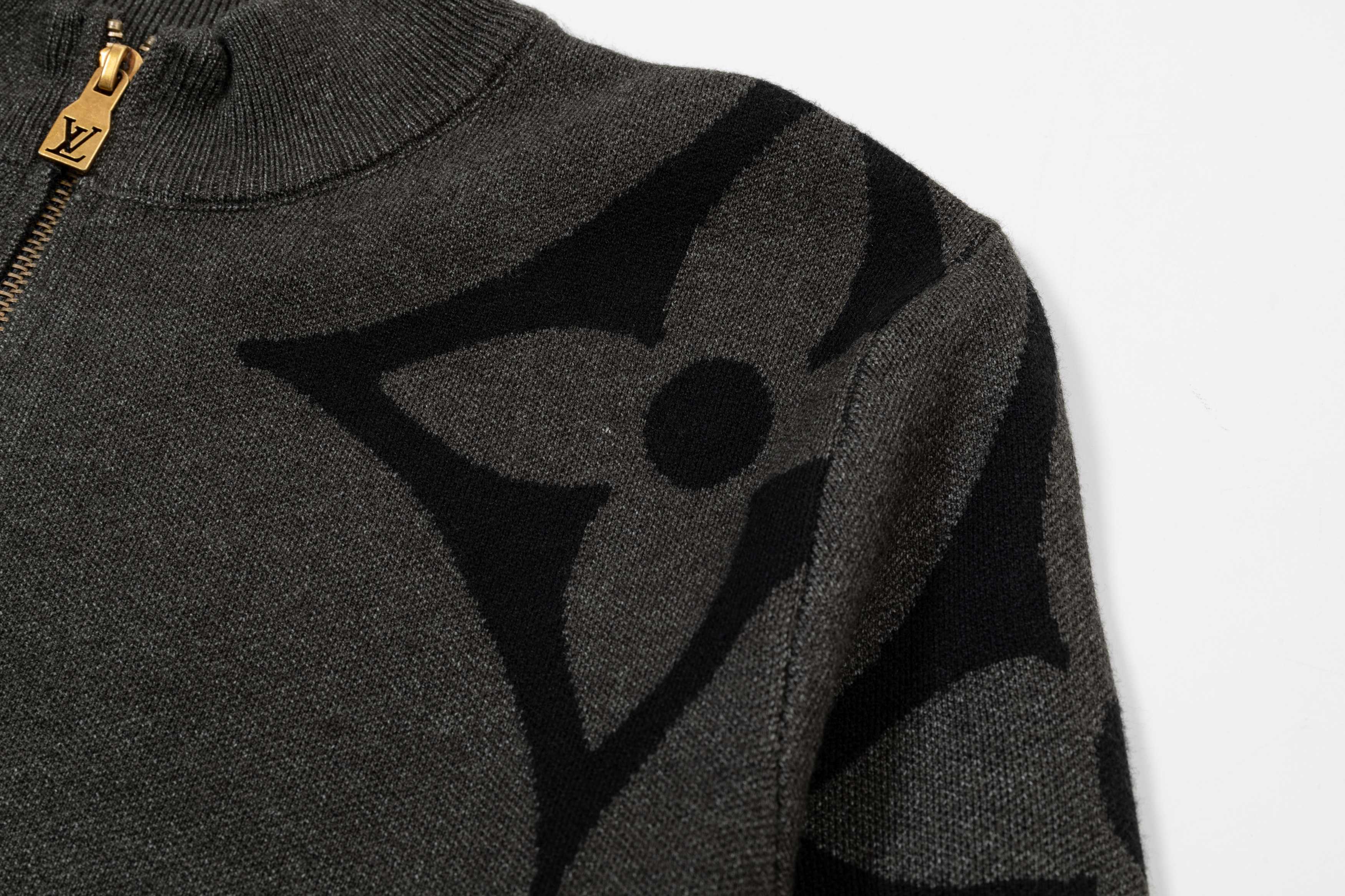 Knitted printed sweatshirt