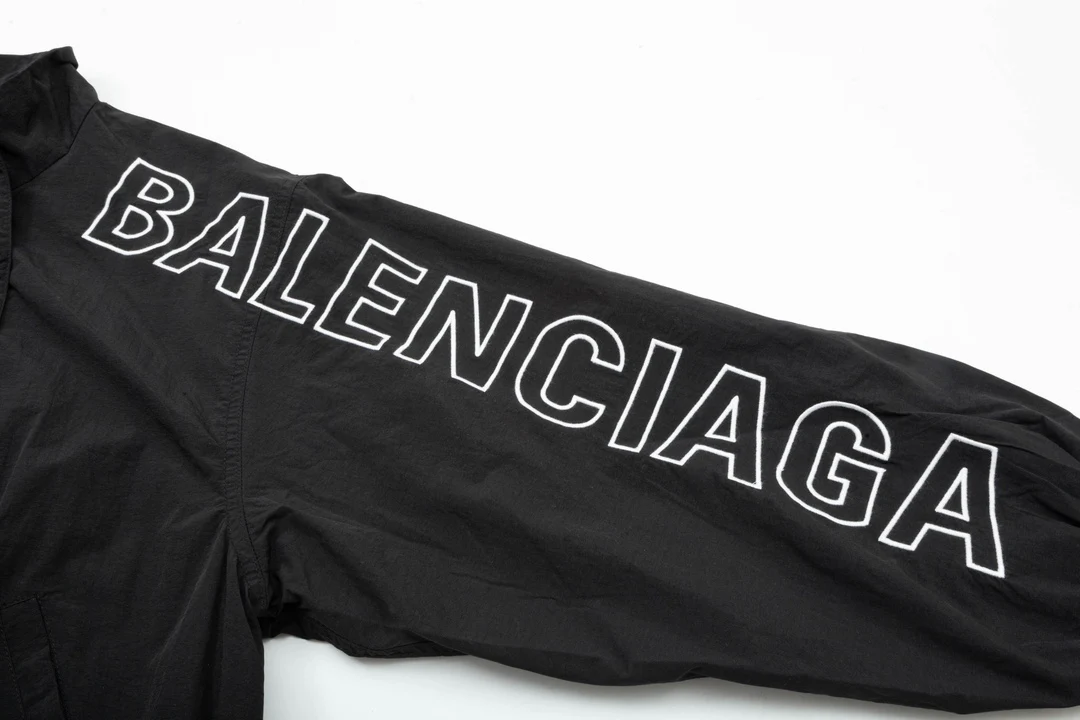 Waterproof nylon jacket