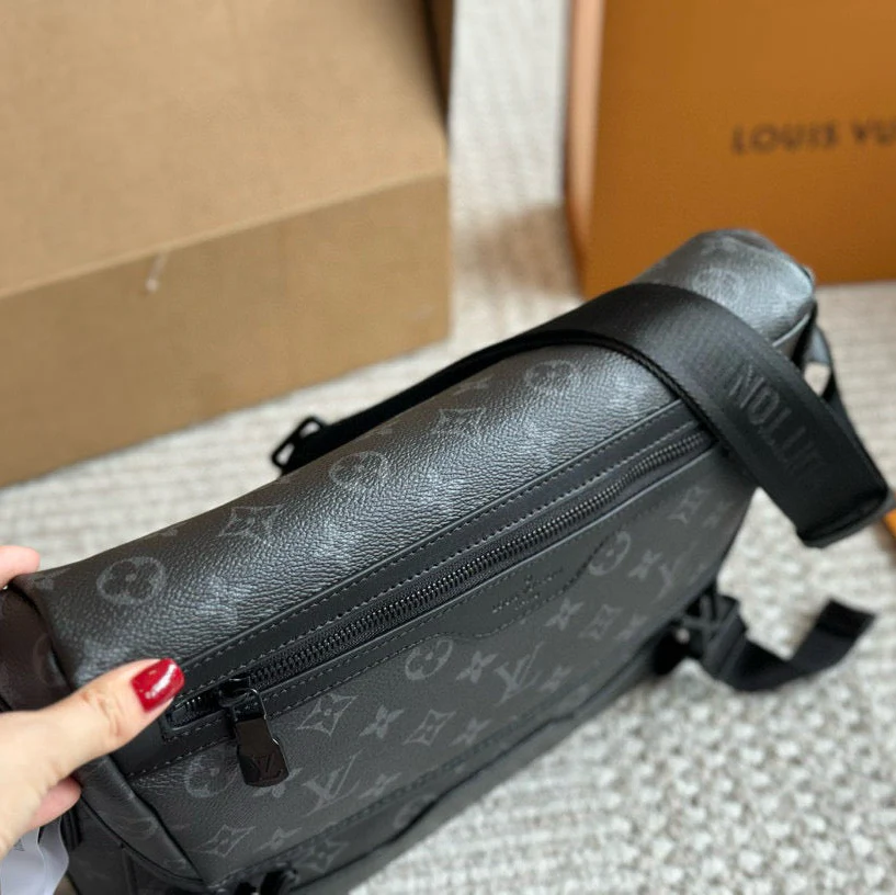 Black Floral Double-Button Messenger Bag