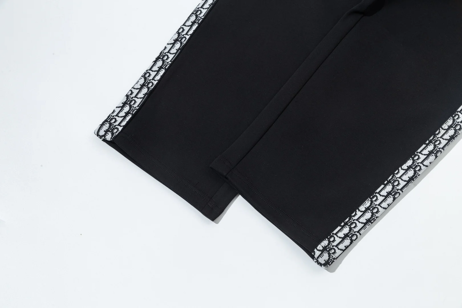 Embroidery cotton drawstring trousers