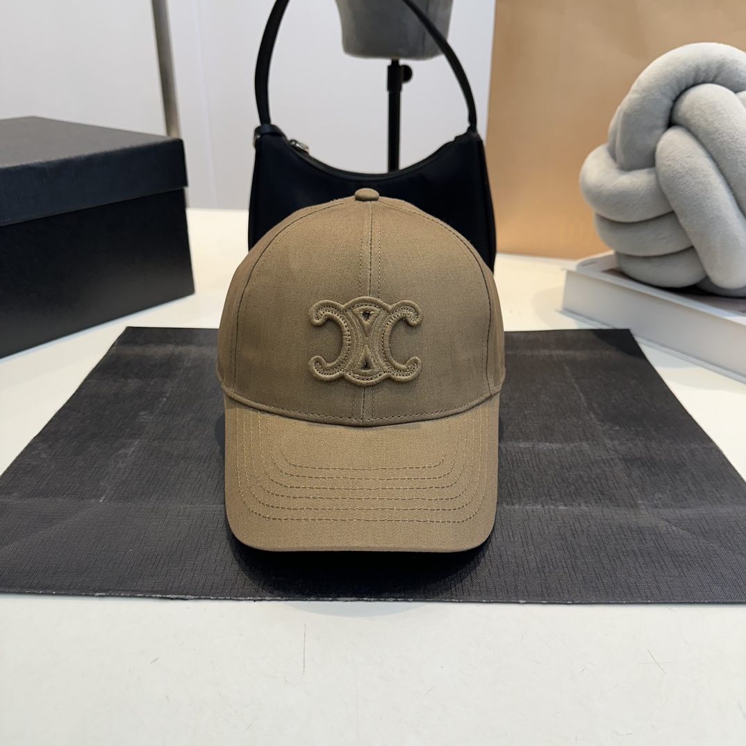 Embroidered cotton twill baseball cap