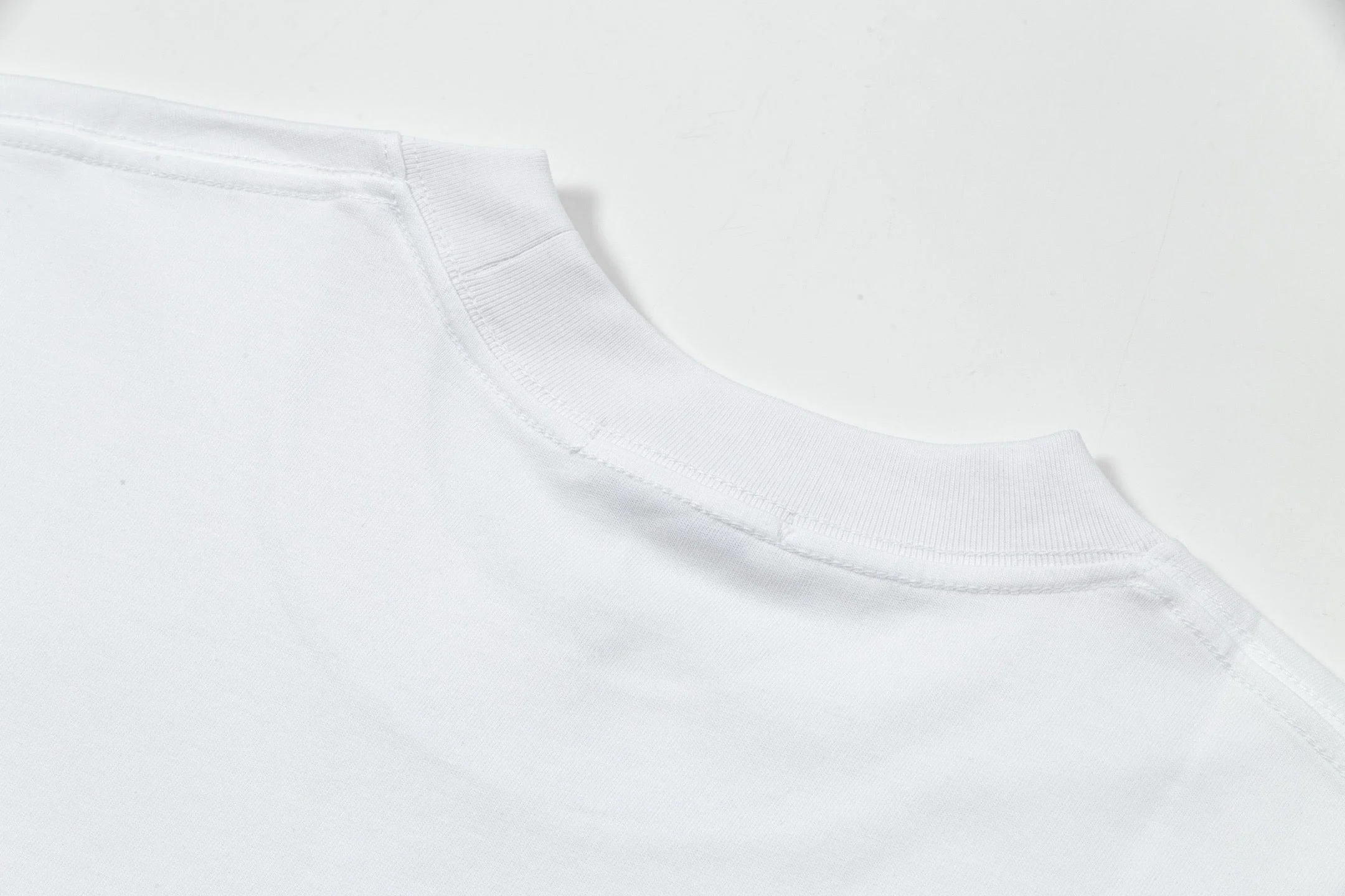 Leather embroidered print T-shirt