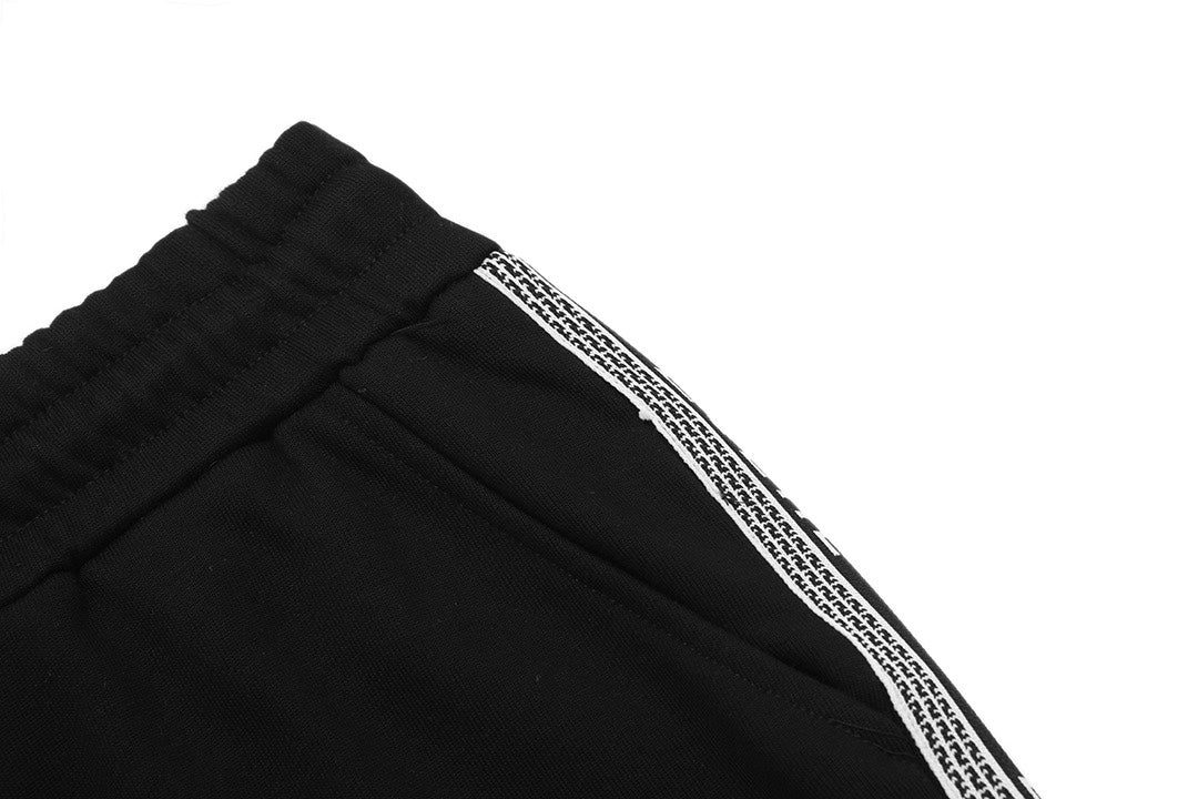 Embroidered cotton shorts