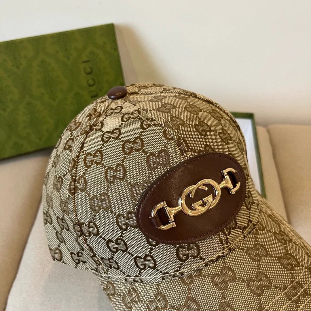 Jacquard lettering baseball cap