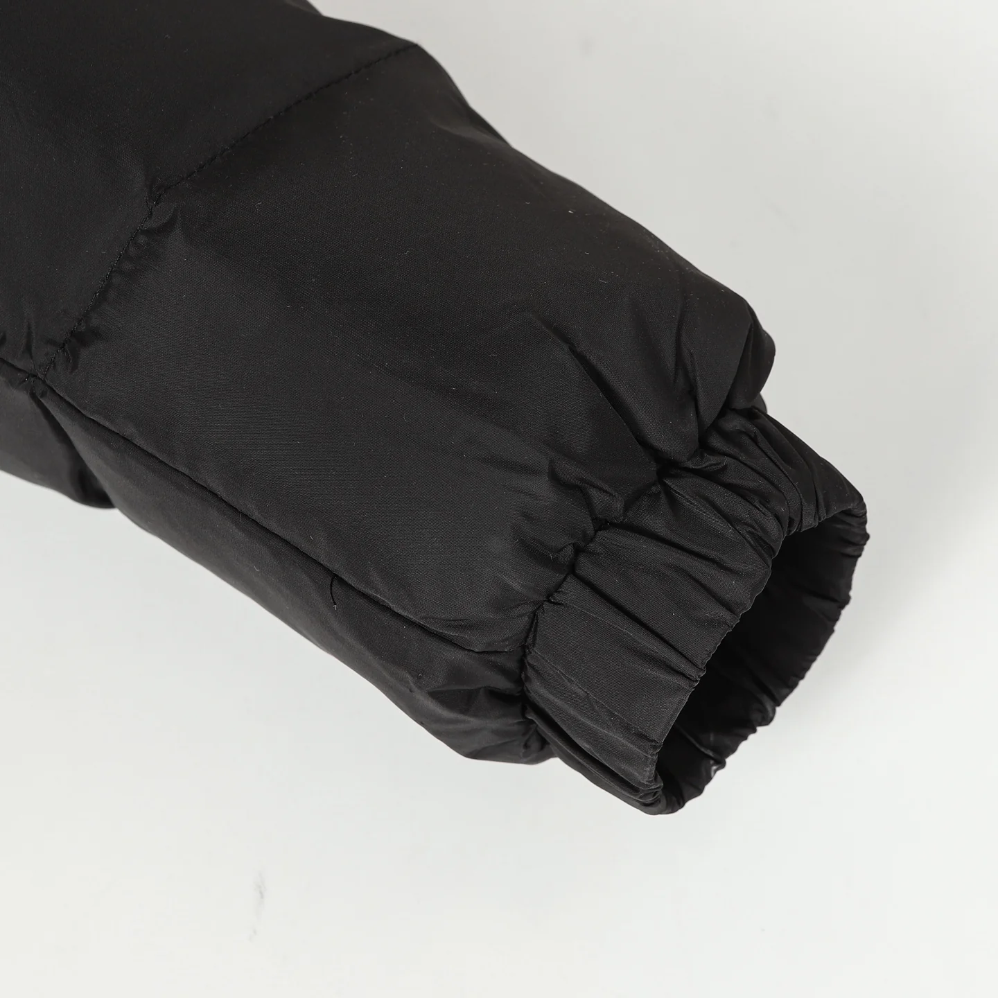 Detachable hooded down jacket