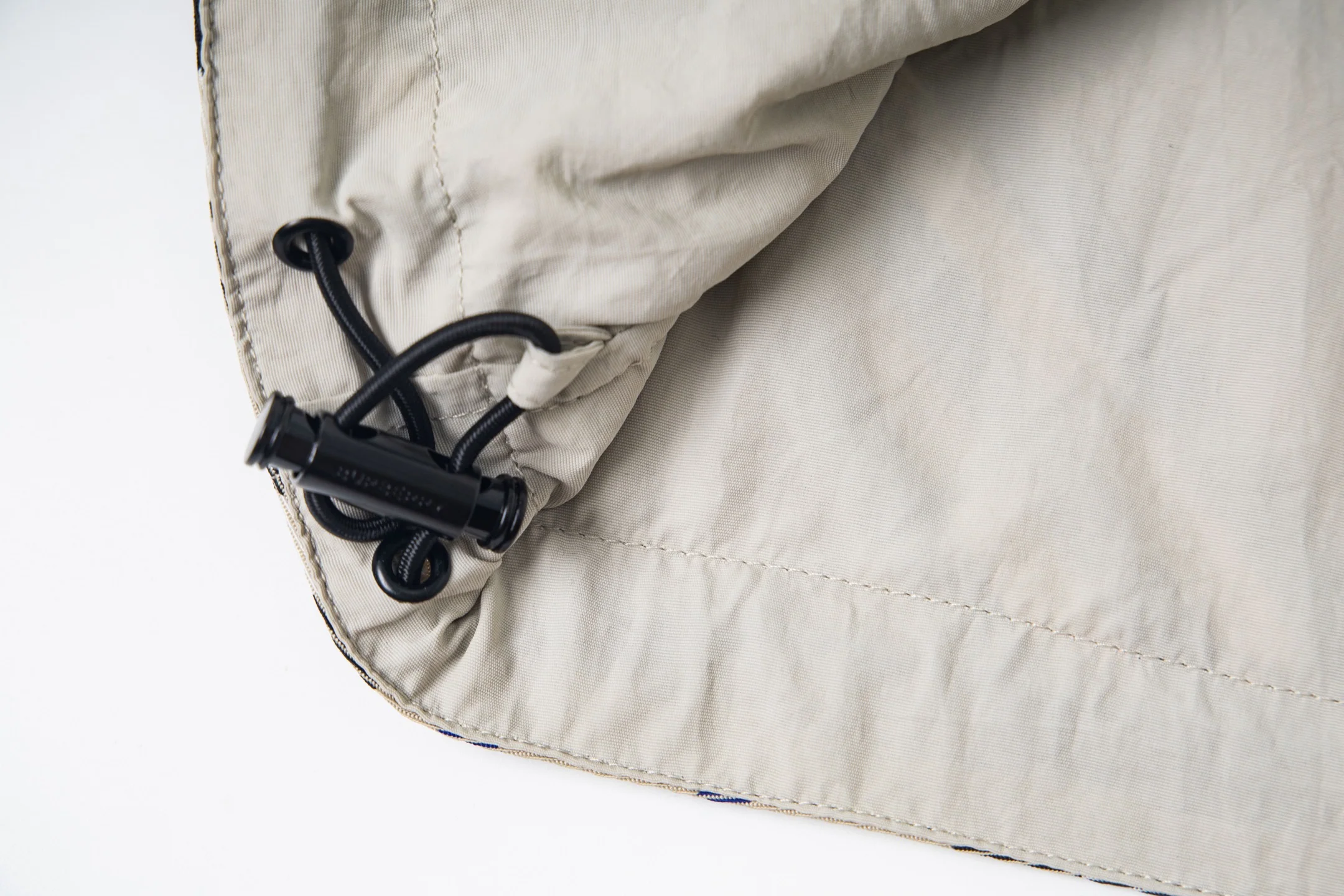 Nylon embroidered double-faced jacket