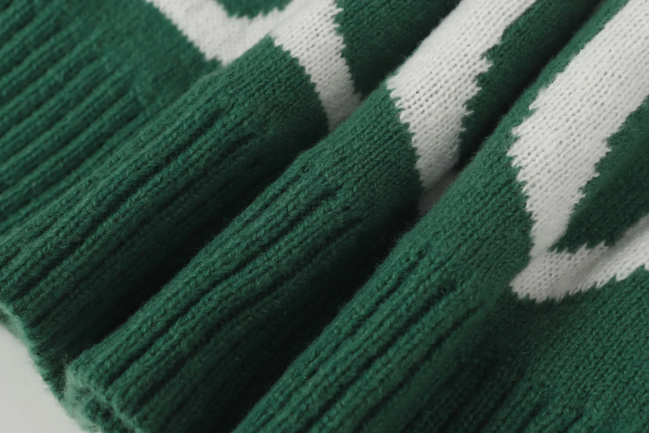 Jacquard-knit cashmere sweater