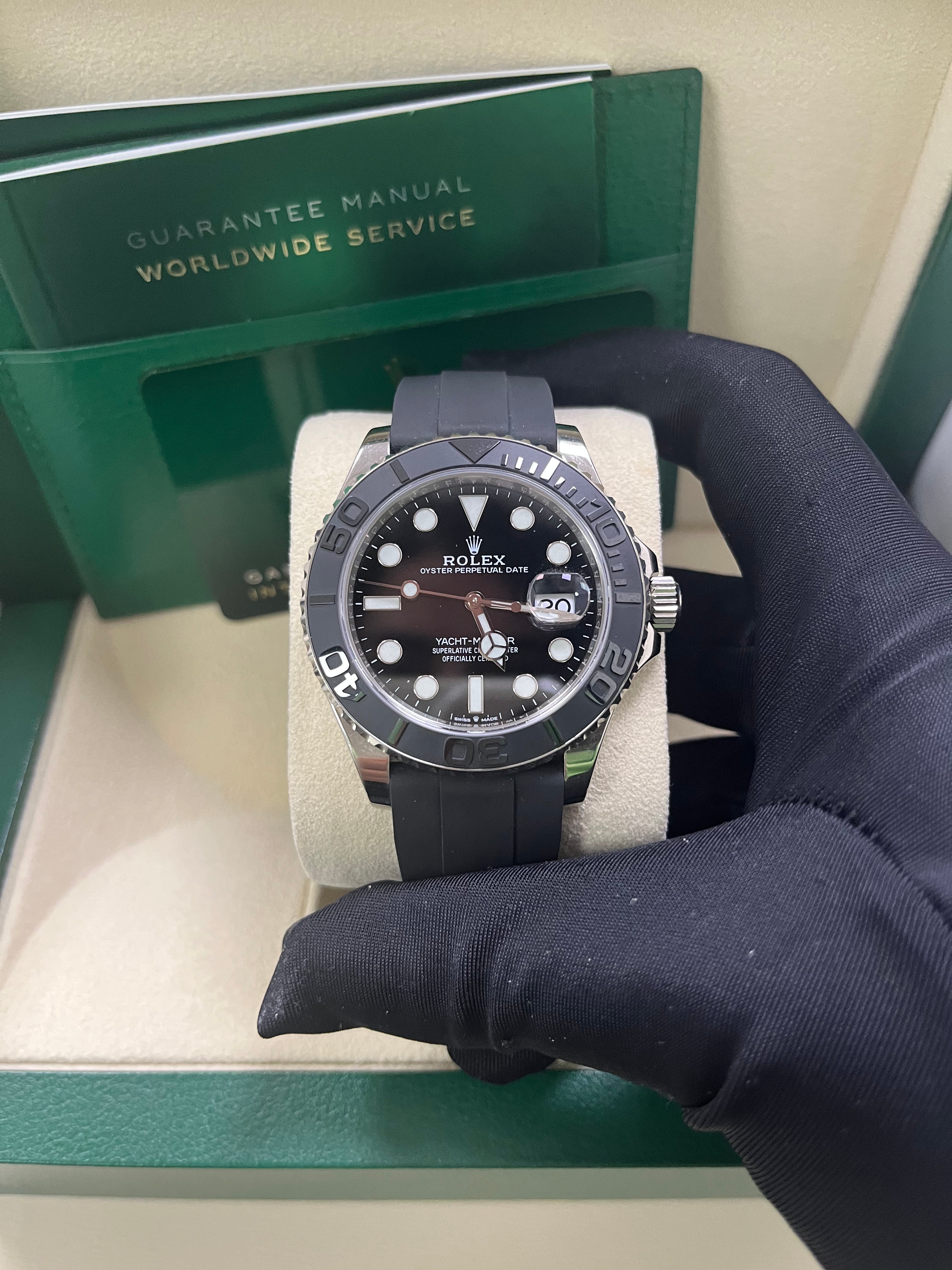 Yacht-Master 42 White Gold Men's Watch M226659-0002