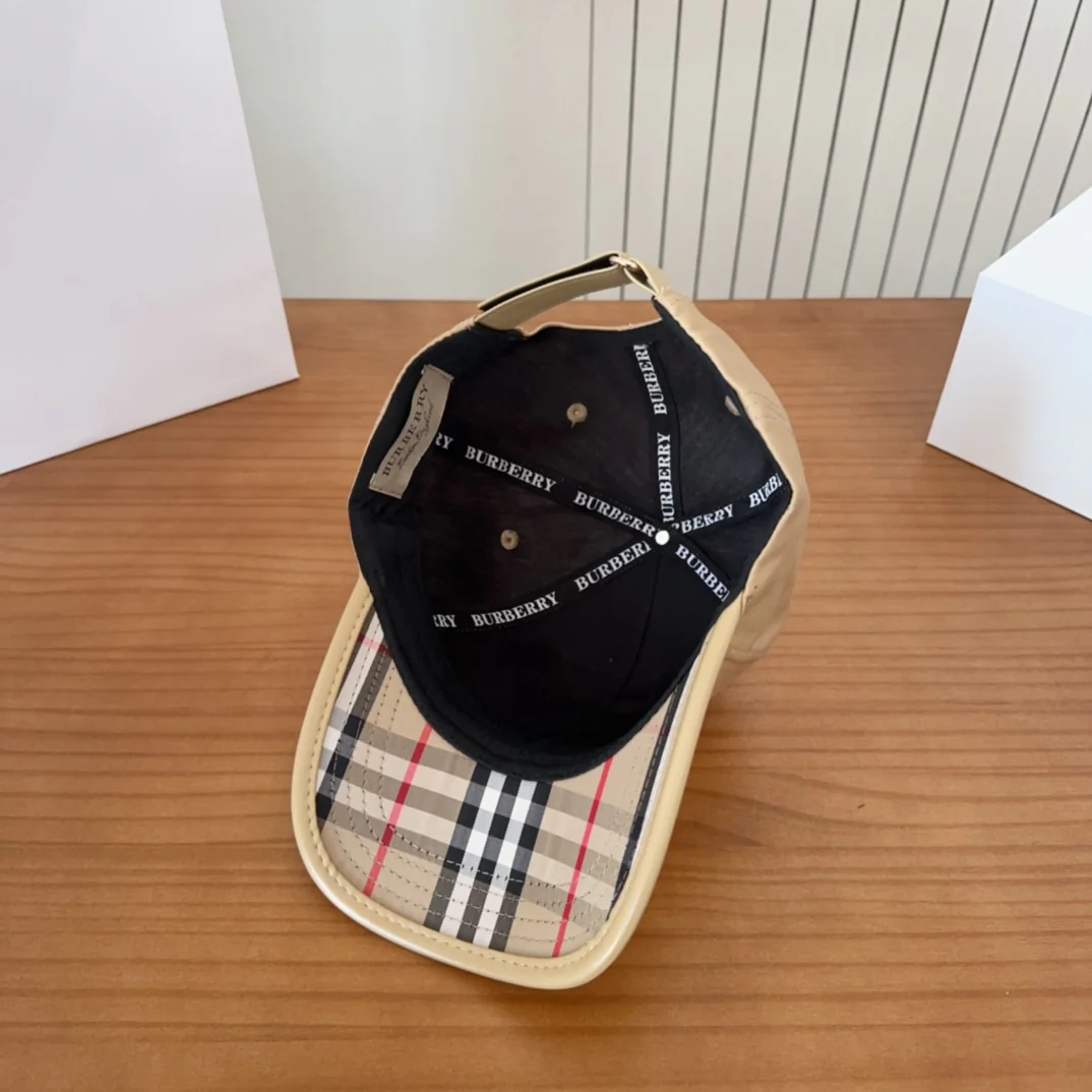 Embroidered plaid baseball cap