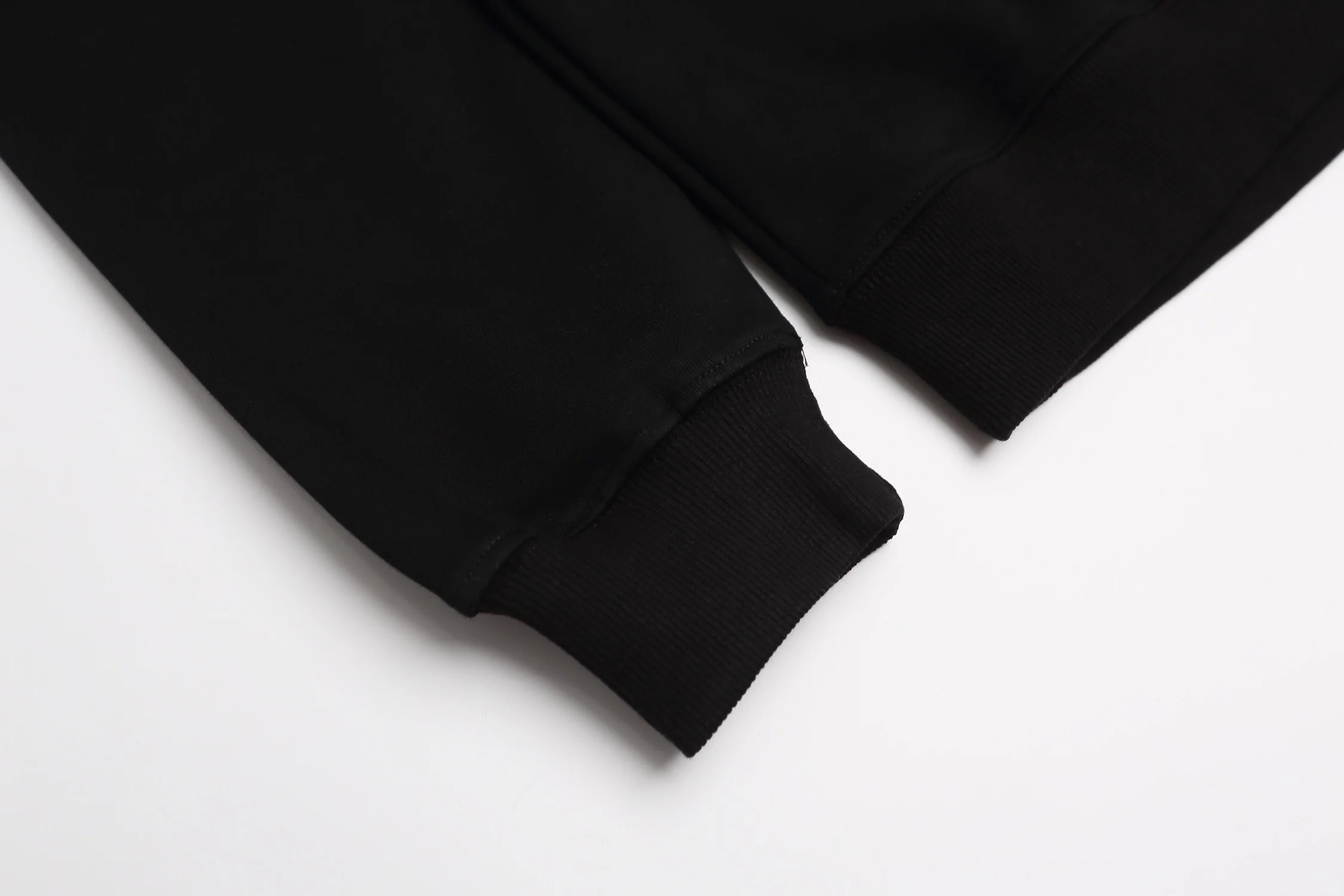 Embroidered printed cotton sweatshirt