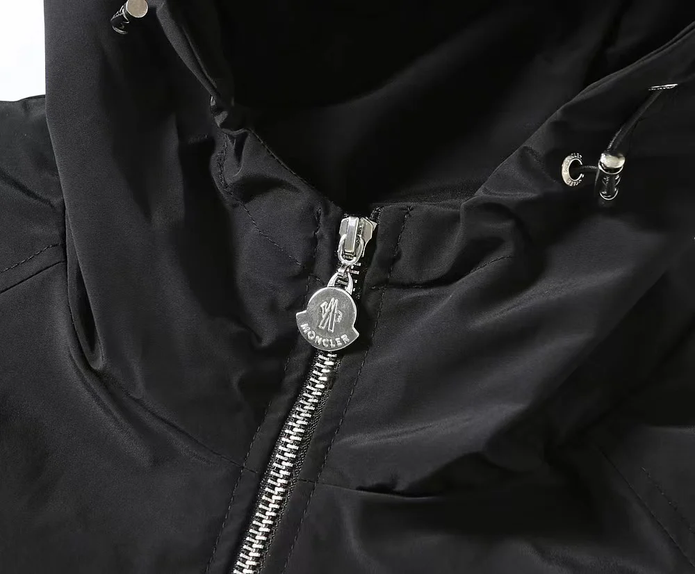 Nylon thin hooded jacket