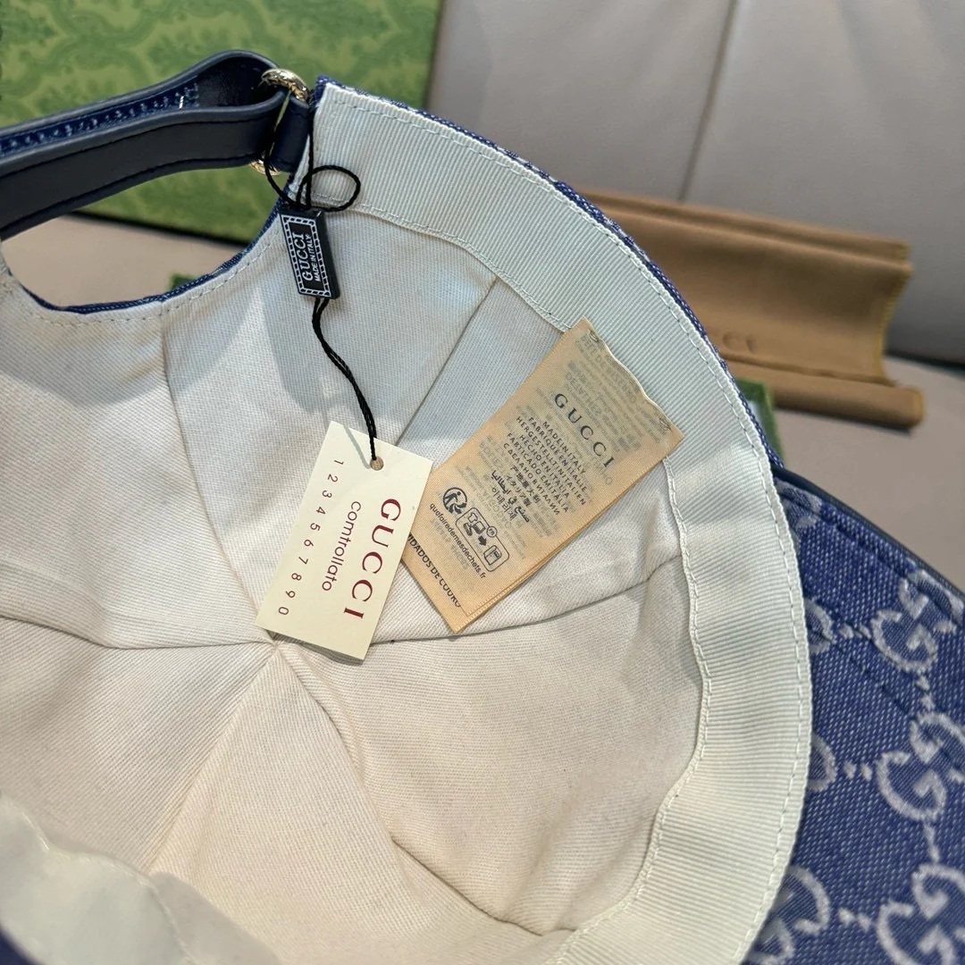 Jacquard lettering baseball cap